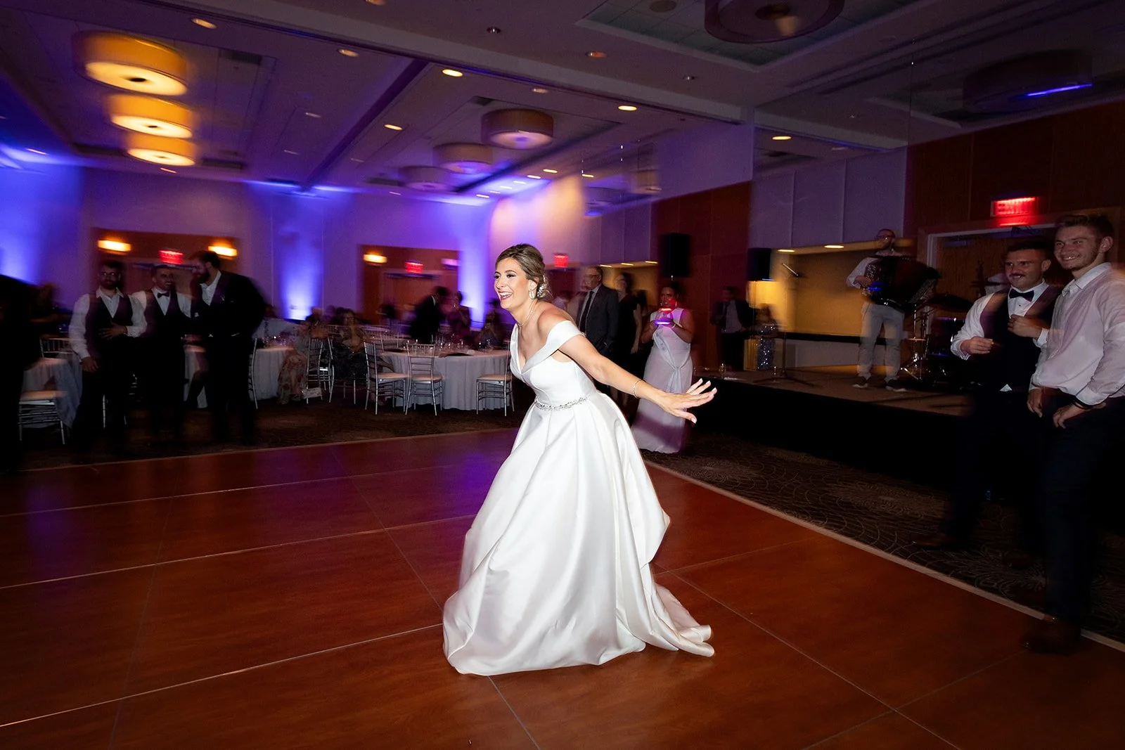 Greek+Orthodox+Serbian+Orthodox+Ukranian+Orthodox+Wedding+Adam+Michaels+Photography+Pittsburgh+Wedding+Photography-121.jpg
