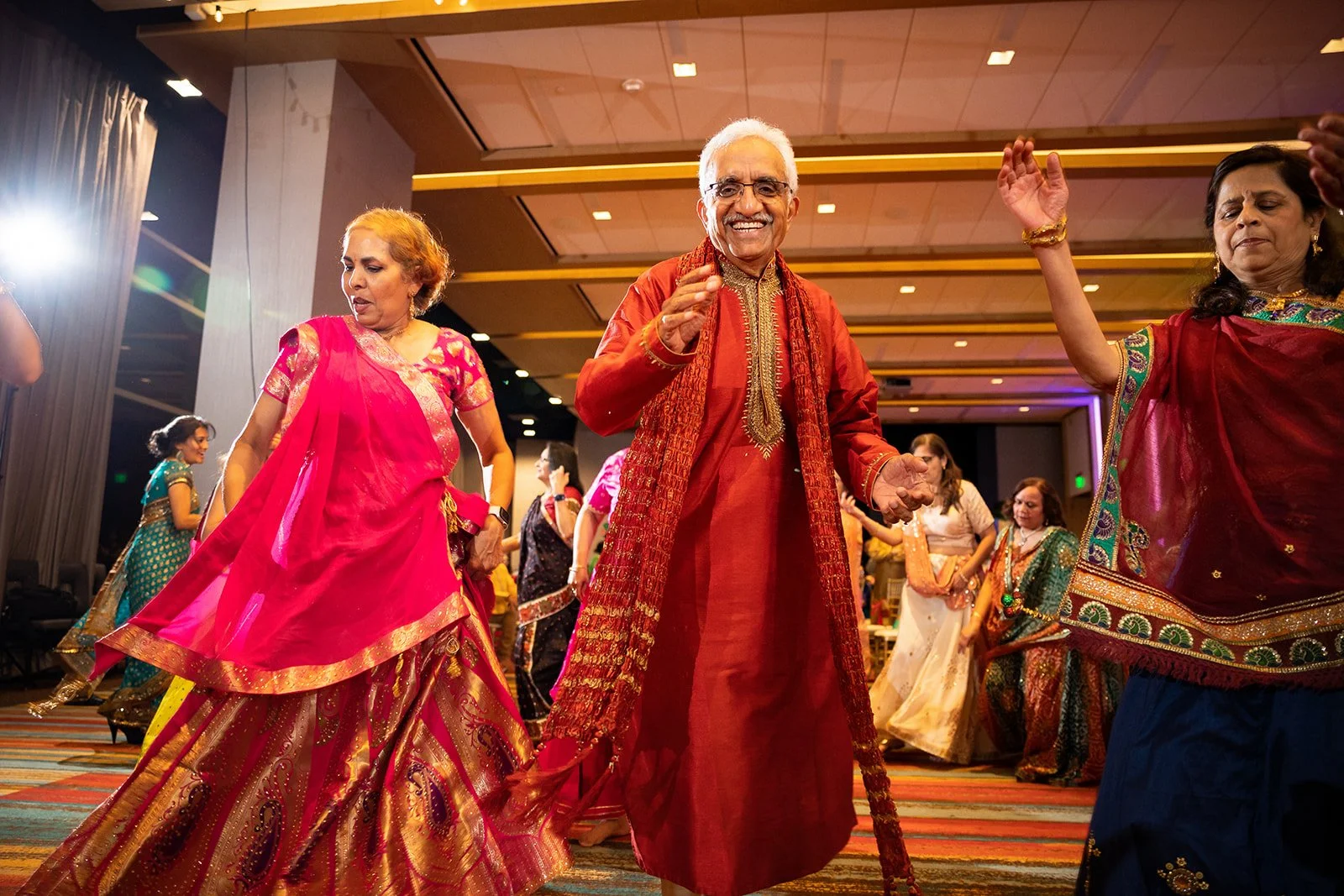 Sangeet+South+Asian+Indian+Wedding+Ceremony+Adam+Michaels+Photography+Pittsburgh+Wedding+Photography-32.jpg
