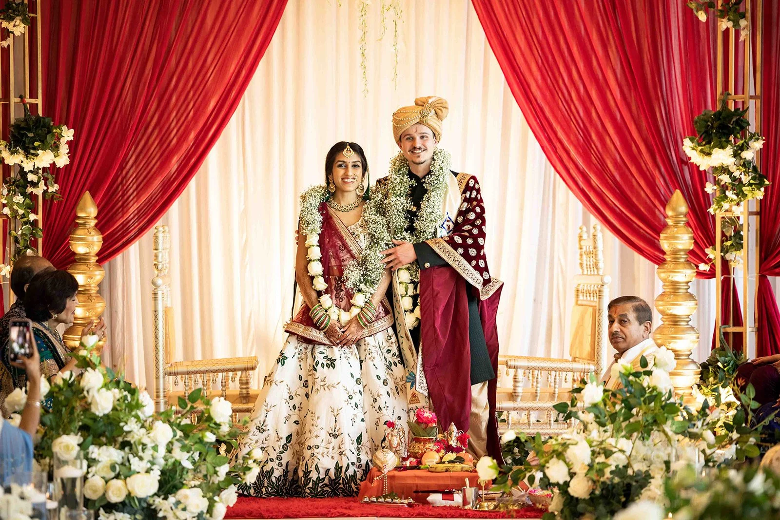 South+Asian+Indian+Wedding+Ceremony+Varmal+Saptapadi+Jaimala+Adam+Michaels+Photography+Pittsburgh+Wedding+Photography-80.jpg