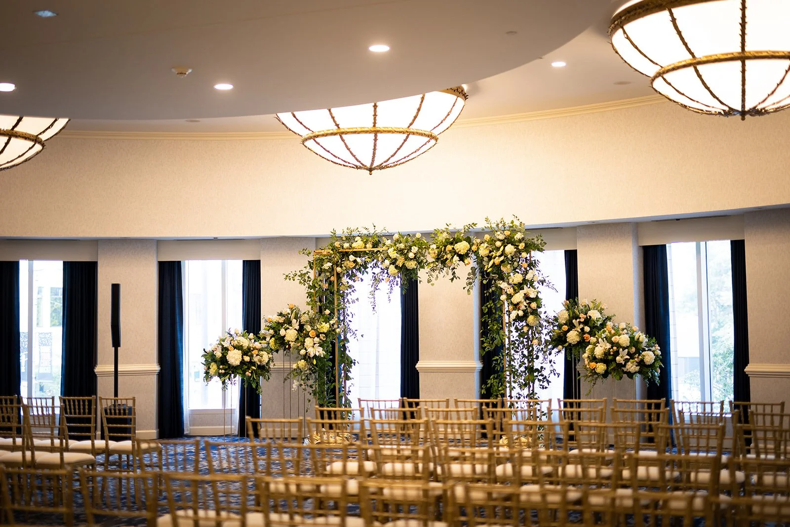 The+Crowne+Plaza+at+Playhouse+Square+Cleveland+Ohio+Wedding+Photography+Adam+Michaels+Photography+Pittsburgh+Wedding+Photography-72.jpg
