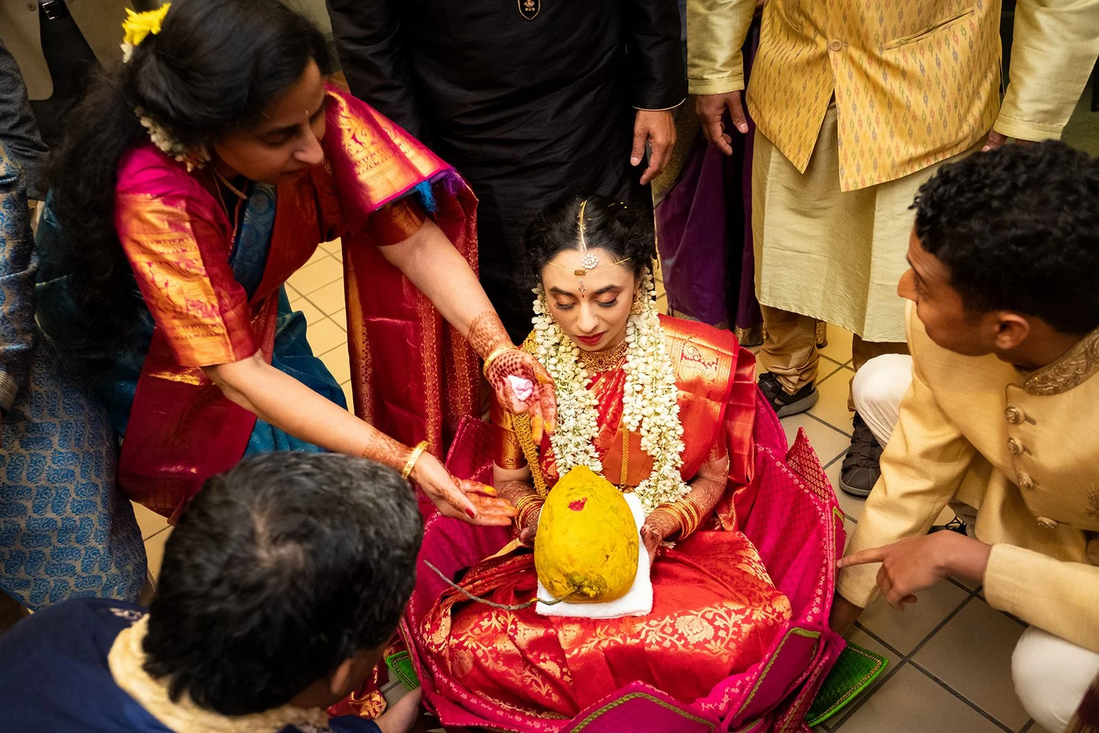 South+Asian+Indian+Wedding+Ceremony+Varmal+Saptapadi+Jaimala+Adam+Michaels+Photography+Pittsburgh+Wedding+Photography-5.jpg