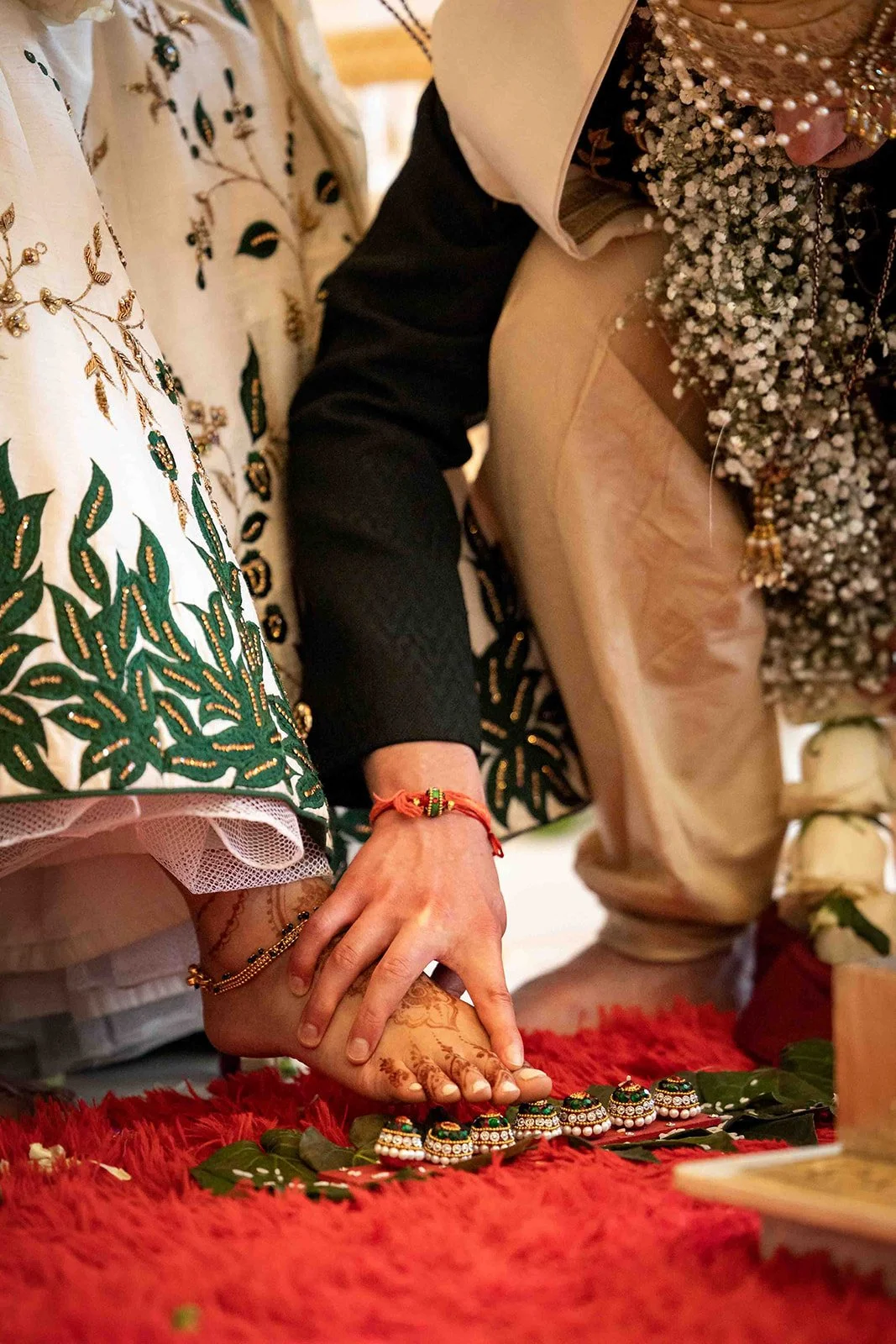 South+Asian+Indian+Wedding+Ceremony+Varmal+Saptapadi+Jaimala+Adam+Michaels+Photography+Pittsburgh+Wedding+Photography-88.jpg