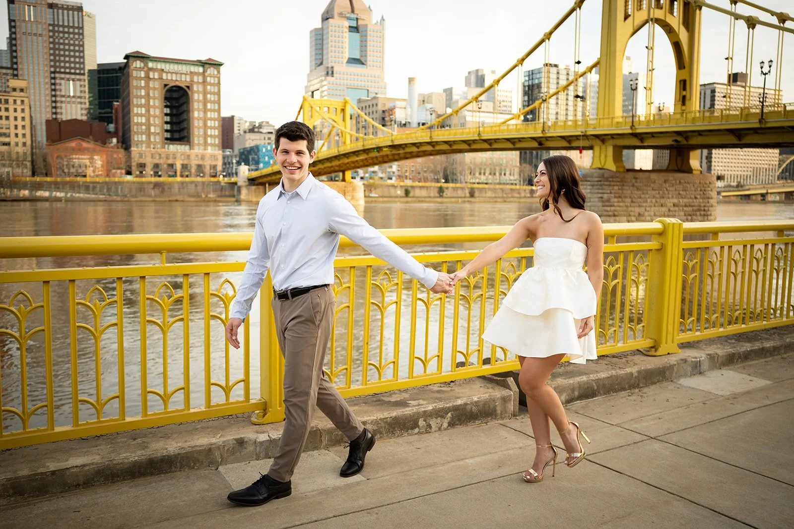 North+Shore+Roberto+Clemente+Bridge+Pittsburgh+Engagement+Photography+Adam+Michaels+Photography-25.jpg