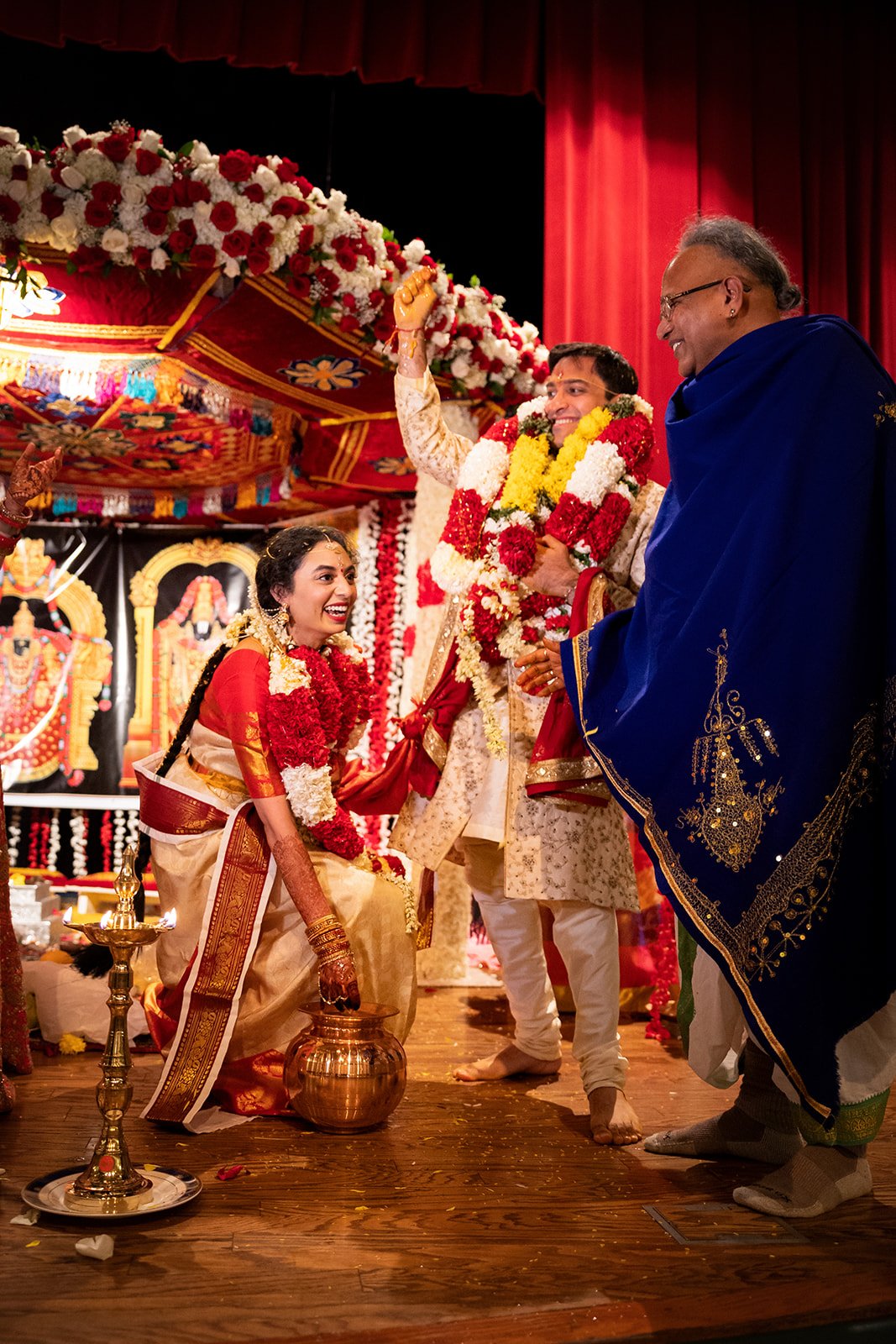 South+Asian+Indian+Wedding+Ceremony+Varmal+Saptapadi+Jaimala+Adam+Michaels+Photography+Pittsburgh+Wedding+Photography-62.jpg