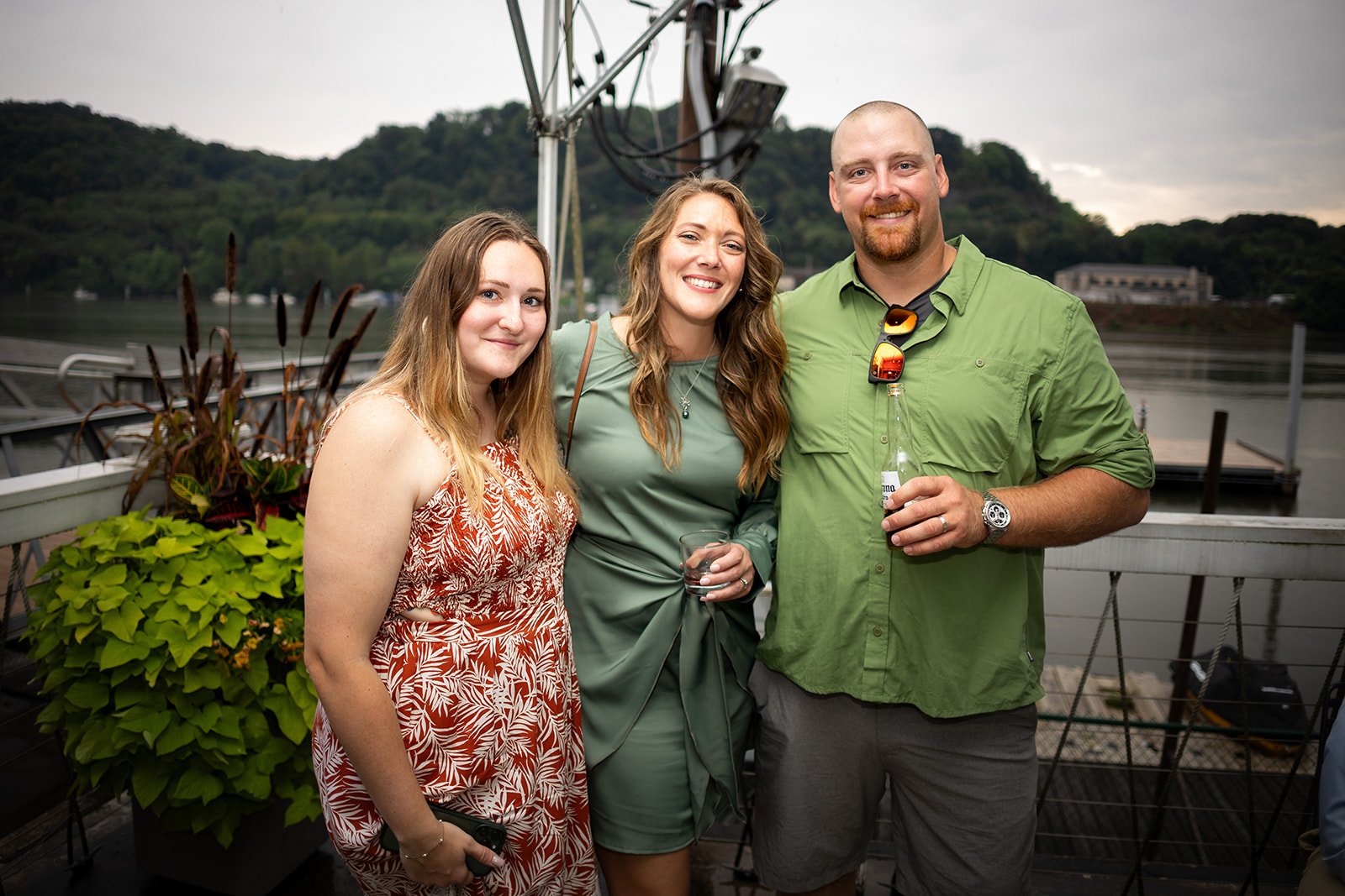Allegheny+Rivertrail+Park+Aspinwall+Riverfront+Park+Wedding+Adam+Michaels+Photography+Pittsburgh+Wedding+Photography-22.jpg