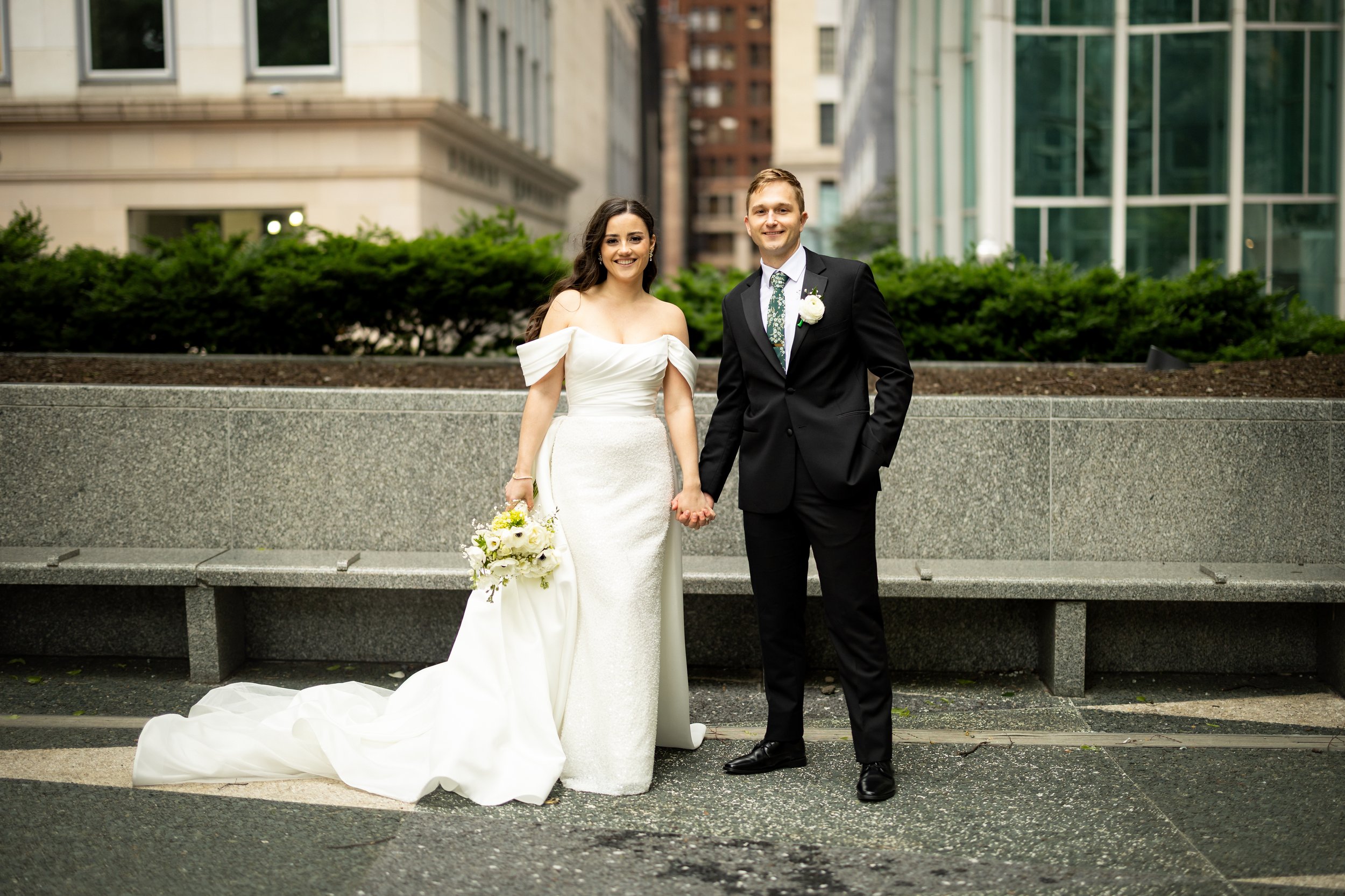 Mellon+Square+Pittsburgh+Downtown+Adam+Michaels+Photography+Pittsburgh+Wedding+Portraits-24.jpg