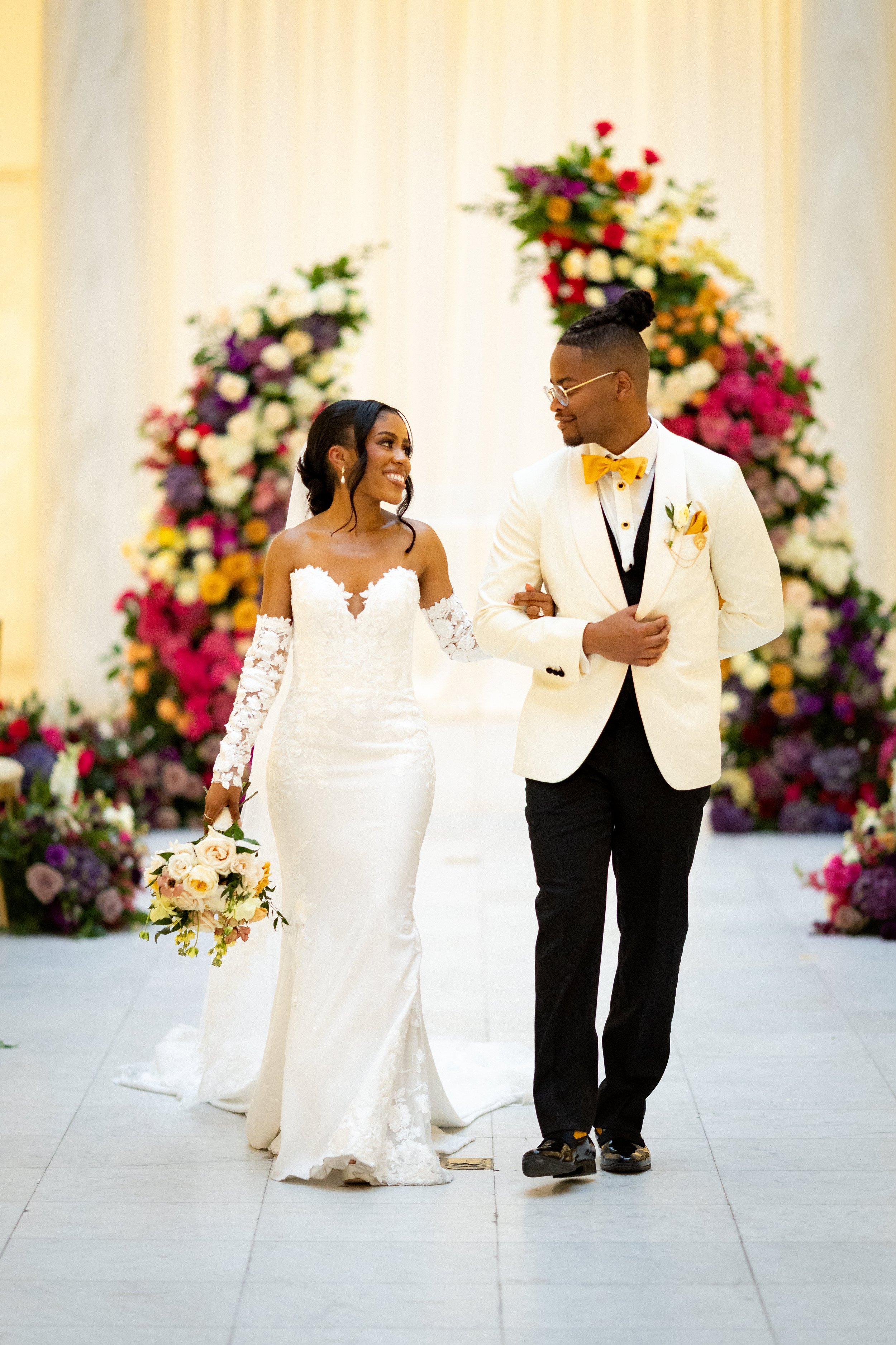 Hall of Sculpture Ceremony Wedding Pictures-88.jpg