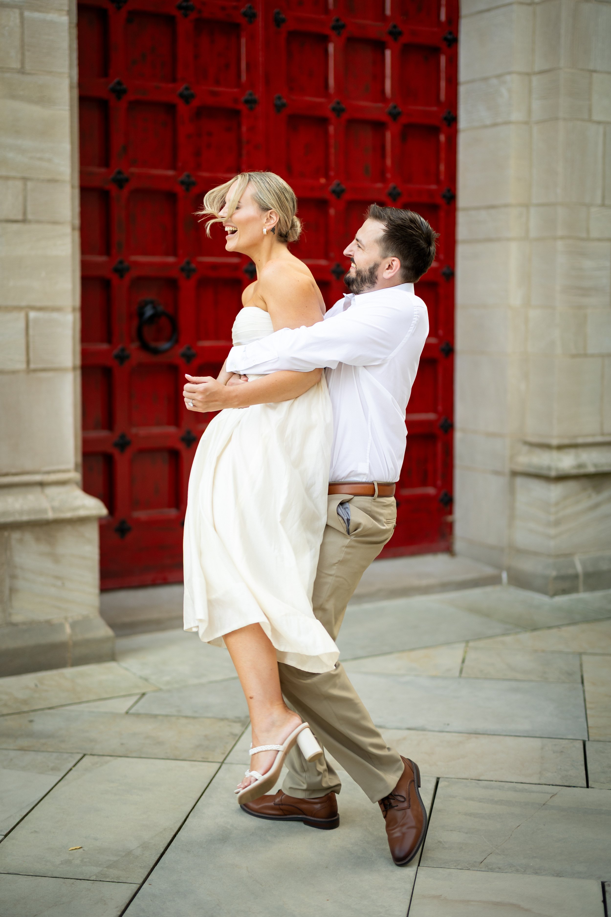 Cathedral of Learning Engagement Pictures-33.jpg