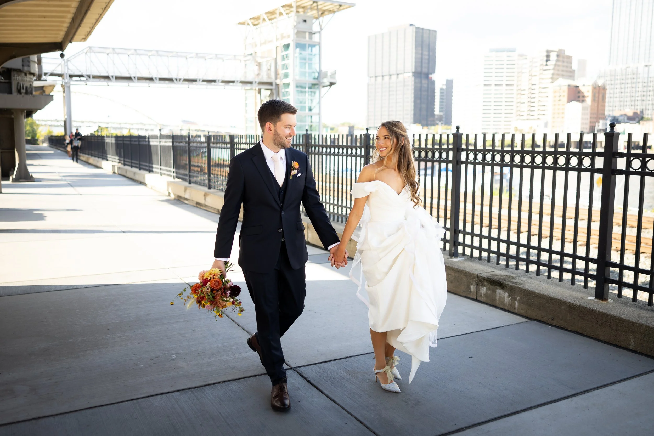 Sheraton+Station+Square+Adam+Michaels+Photography+Pittsburgh+Wedding+Photography-73.jpg