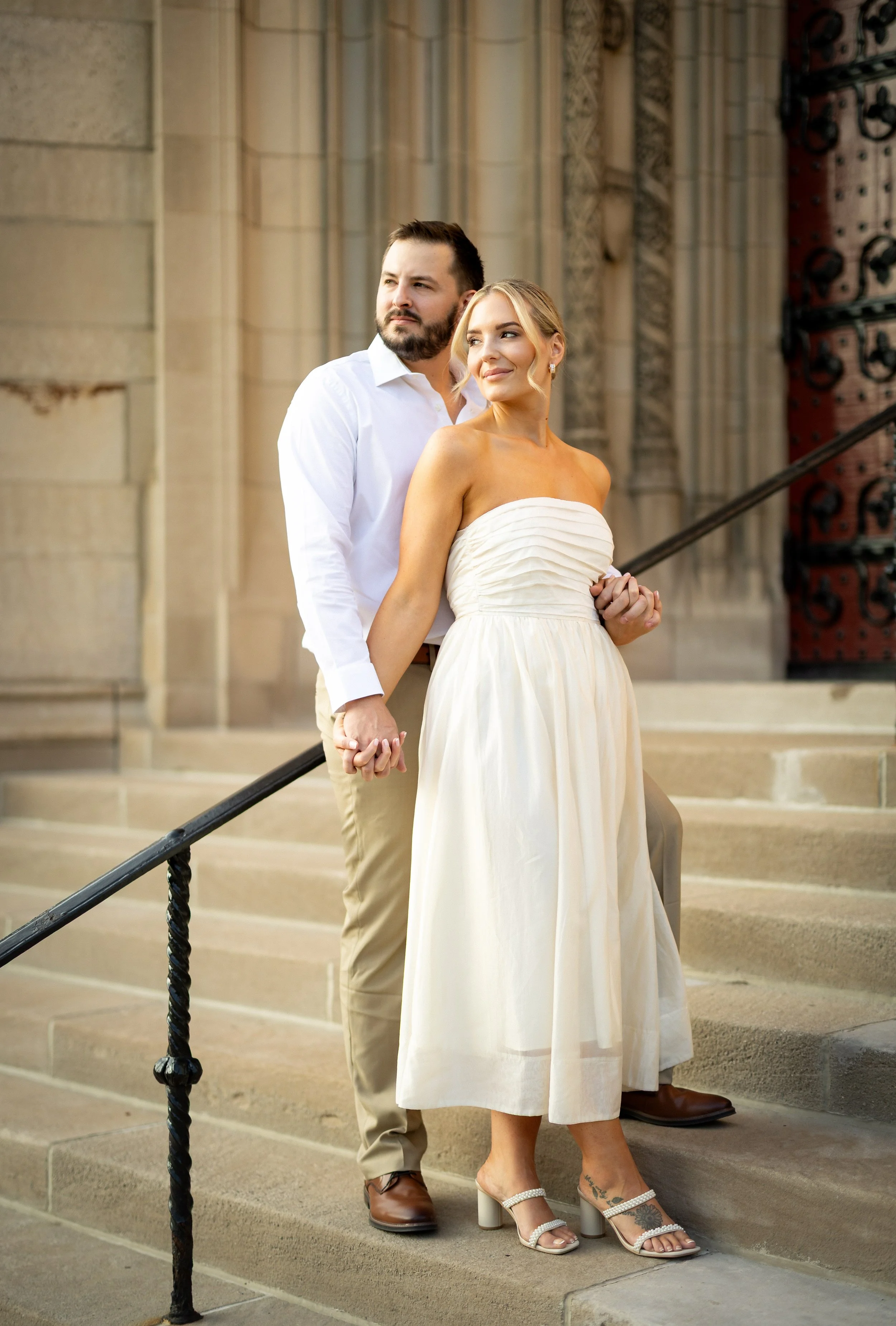 Cathedral of Learning Engagement Pictures-20.jpg