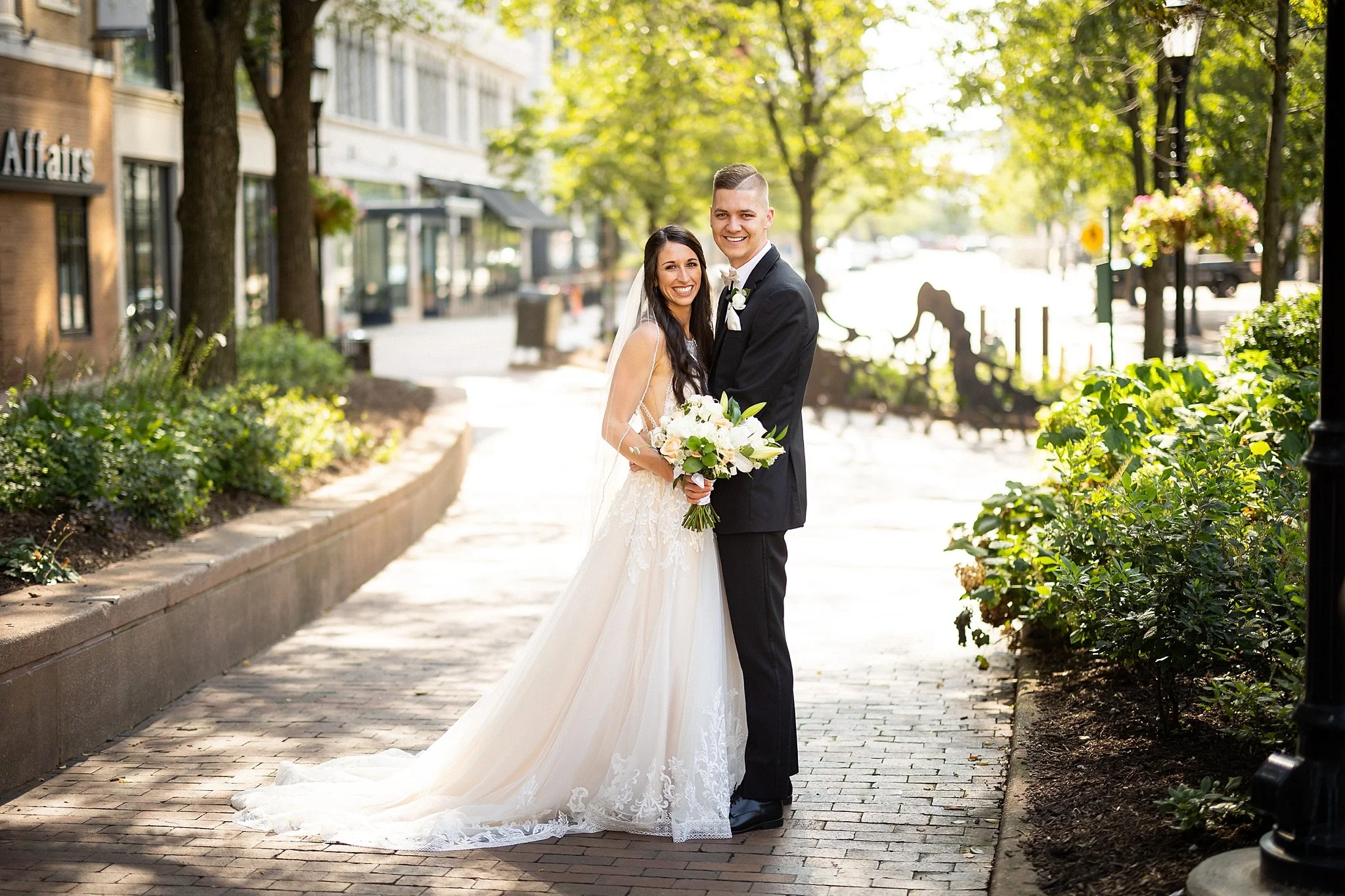 The+Crowne+Plaza+at+Playhouse+Square+Cleveland+Ohio+Wedding+Photography+Adam+Michaels+Photography+Pittsburgh+Wedding+Photography-92.jpg