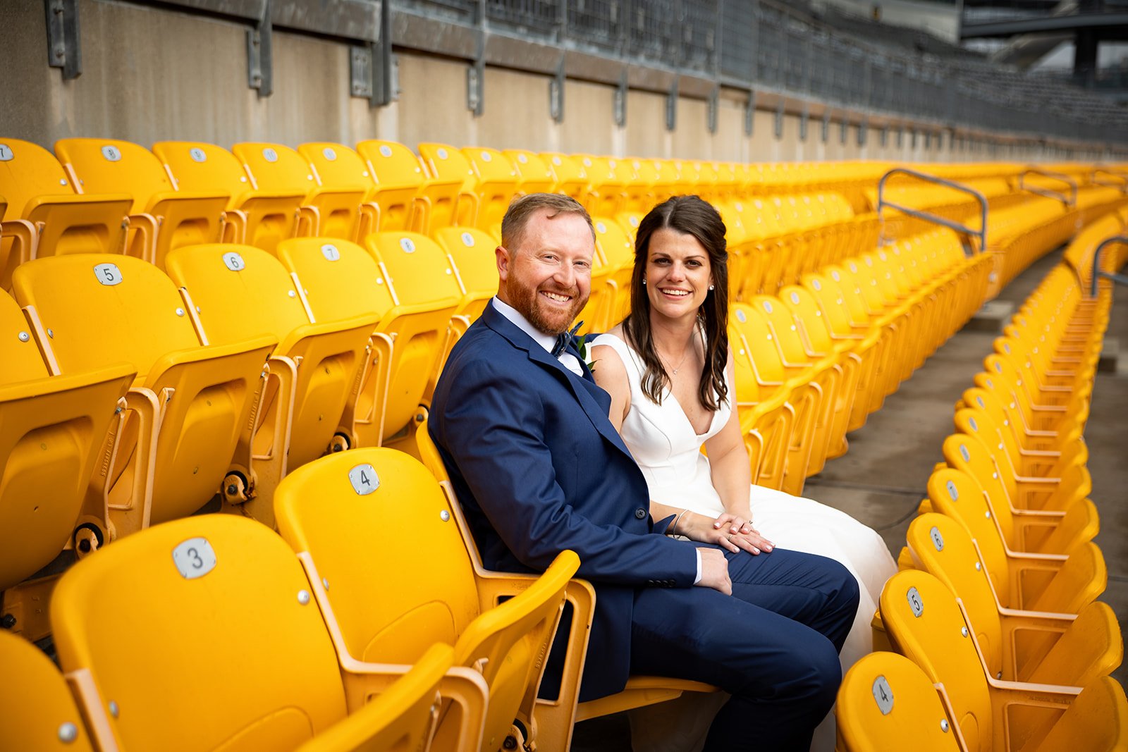Acrisure+Stadium+Heinz+Field+Wedding+Photography+Adam+Michaels+Photography+Pittsburgh+Wedding+Photography-8.jpg