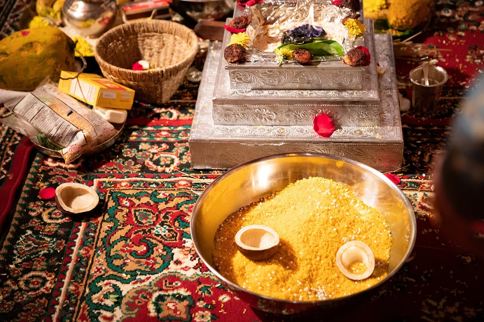 South+Asian+Indian+Wedding+Ceremony+Varmal+Saptapadi+Jaimala+Adam+Michaels+Photography+Pittsburgh+Wedding+Photography-48.jpg