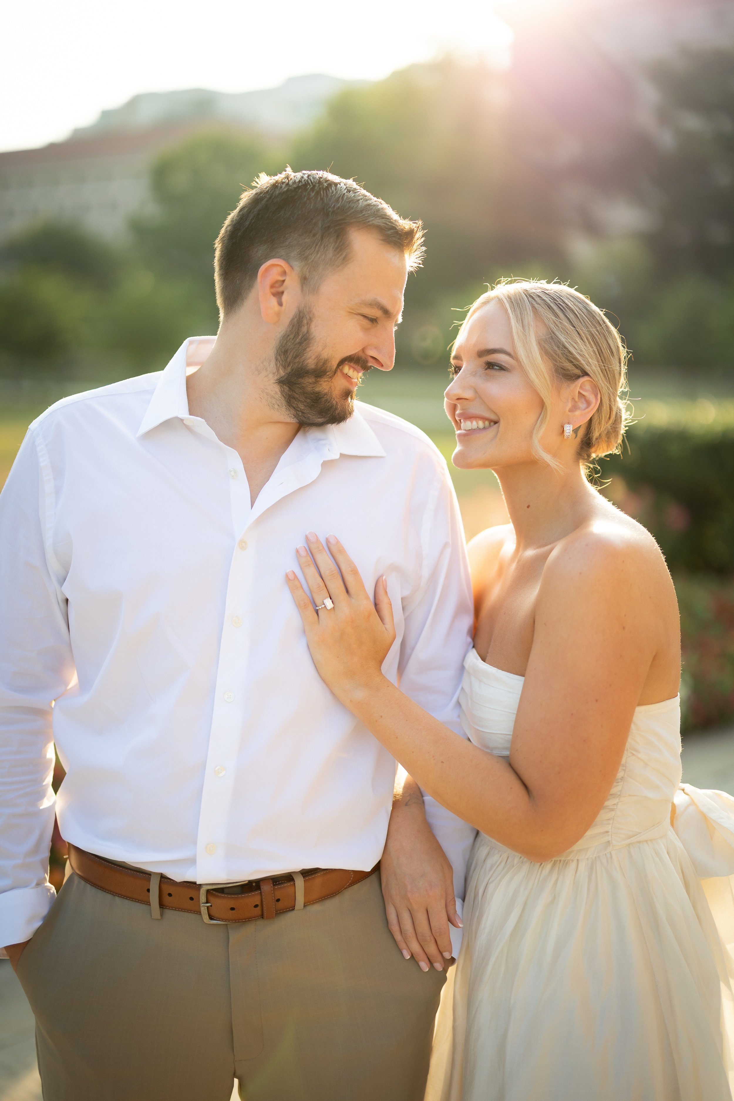 Cathedral of Learning Engagement Pictures-7.jpg