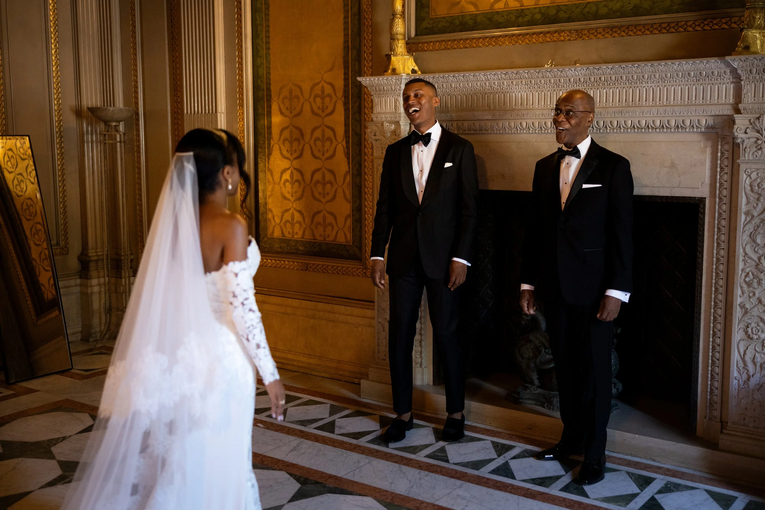 Carnegie Museum Wedding Pictures-19.jpg