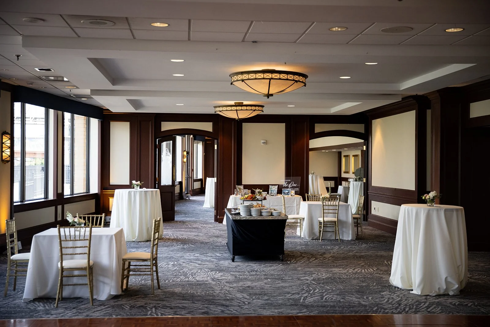 Sheraton+Station+Square+Adam+Michaels+Photography+Pittsburgh+Wedding+Photography-131.jpg