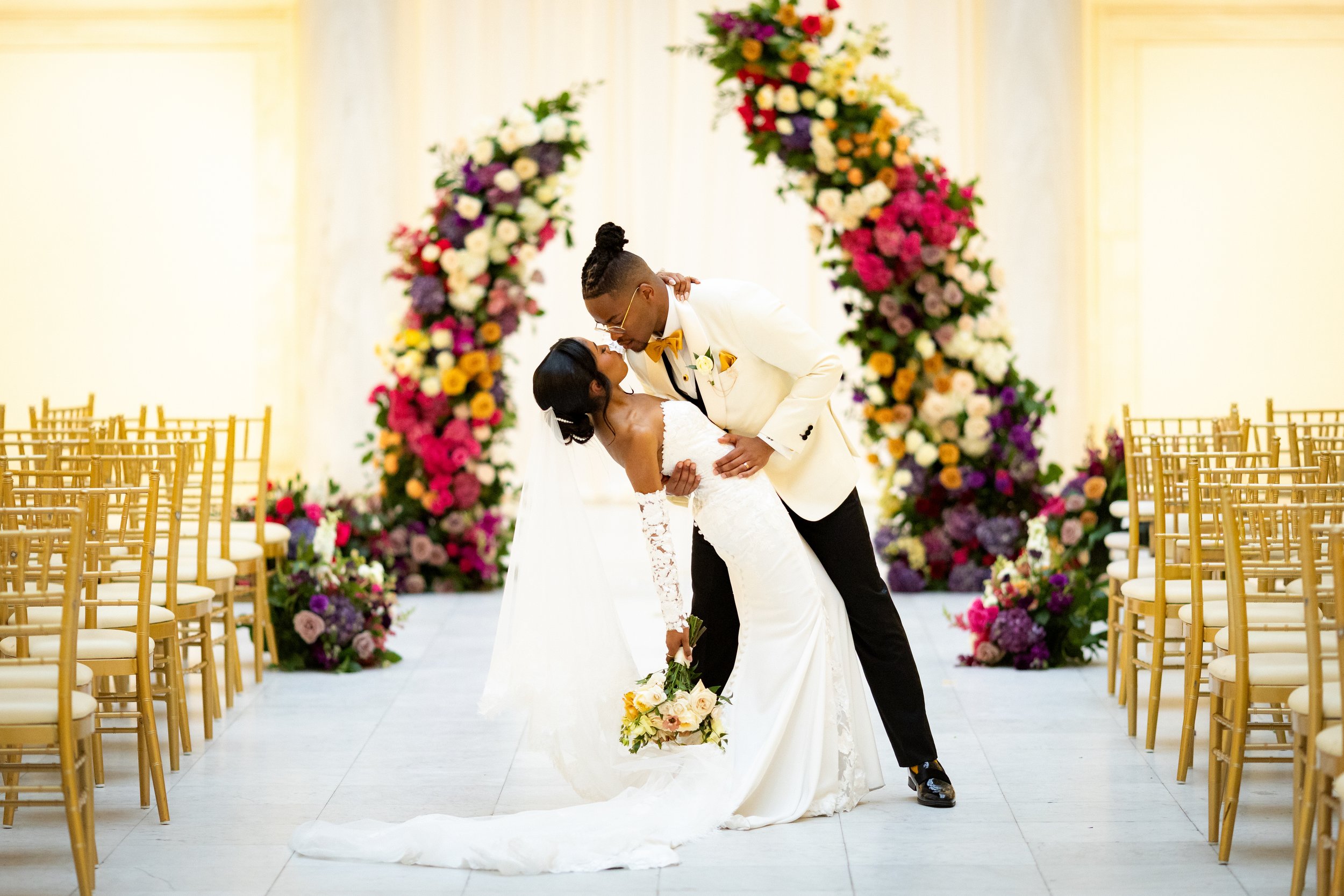 Hall of Sculpture Ceremony Wedding Pictures-90.jpg