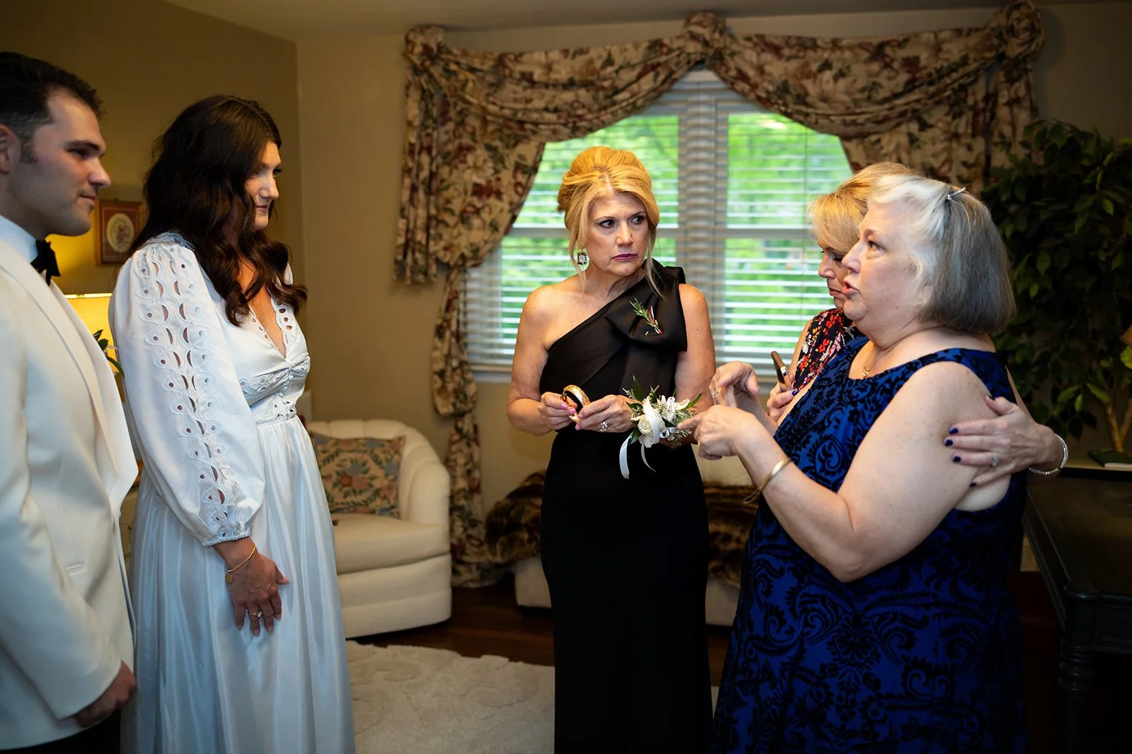 Greek+Orthodox+Serbian+Orthodox+Ukranian+Orthodox+Wedding+Adam+Michaels+Photography+Pittsburgh+Wedding+Photography-184.jpg
