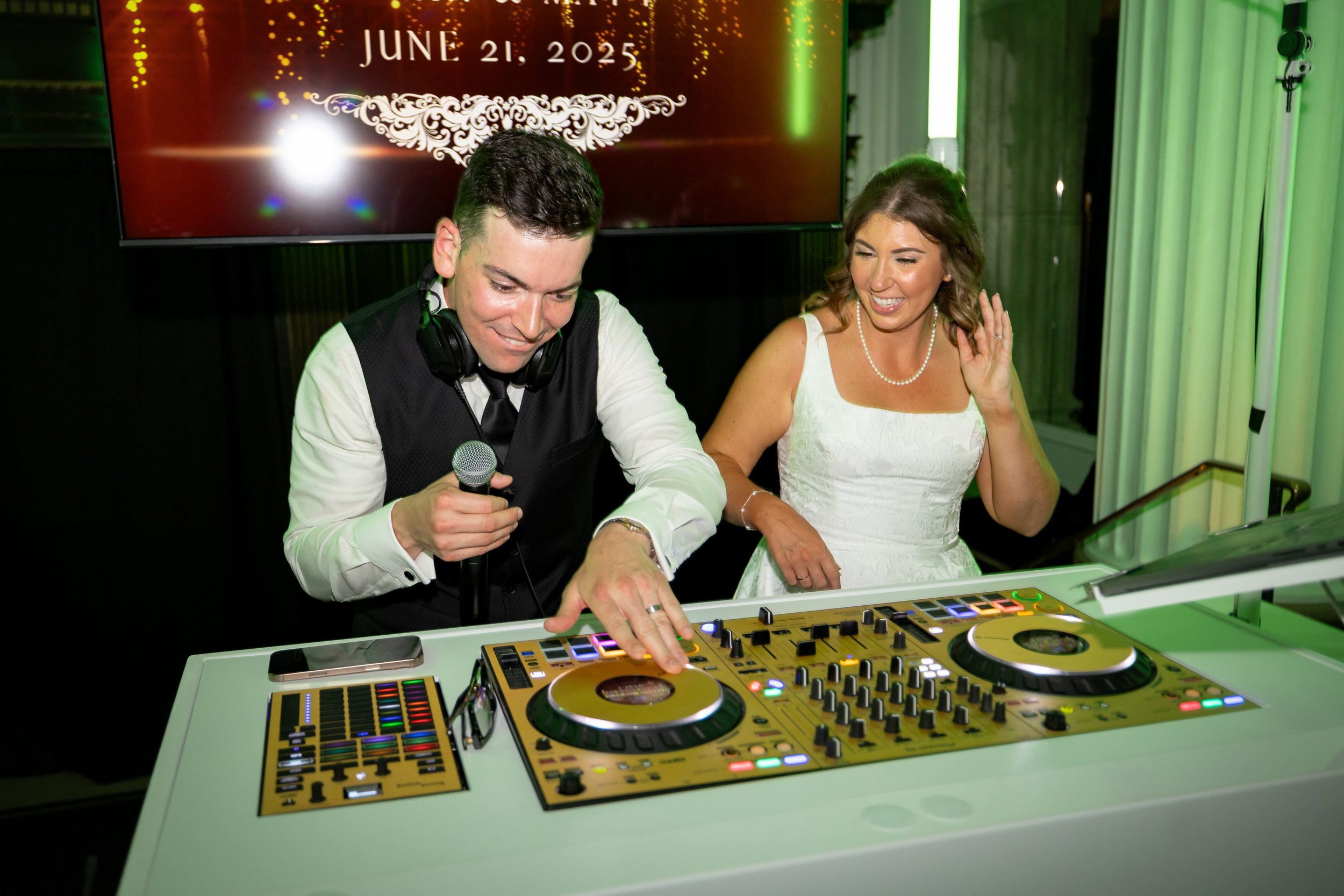 Hotel Monaco Floral Wedding-162.jpg