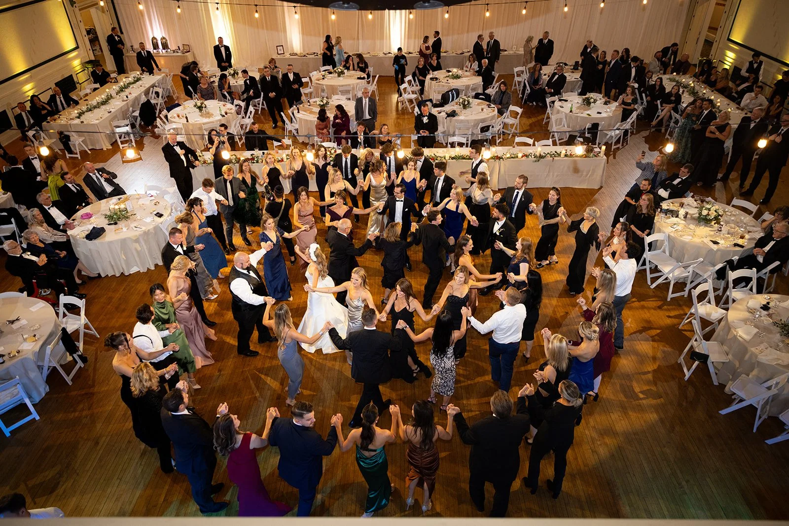 Greek+Orthodox+Serbian+Orthodox+Ukranian+Orthodox+Wedding+Adam+Michaels+Photography+Pittsburgh+Wedding+Photography-52.jpg