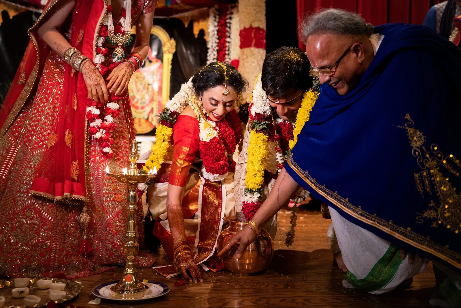 South+Asian+Indian+Wedding+Ceremony+Varmal+Saptapadi+Jaimala+Adam+Michaels+Photography+Pittsburgh+Wedding+Photography-60.jpg