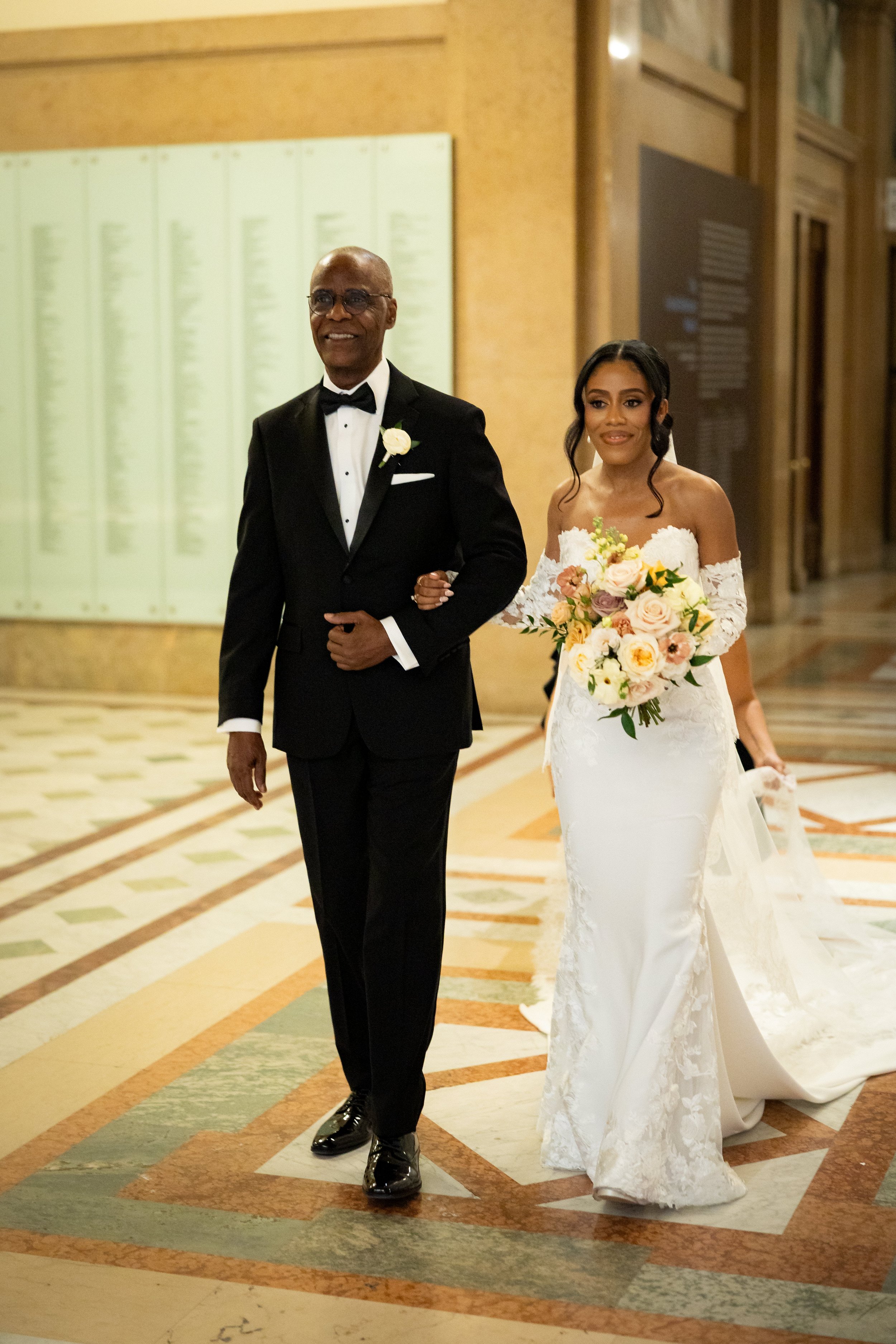 Hall of Sculpture Ceremony Wedding Pictures-55.jpg