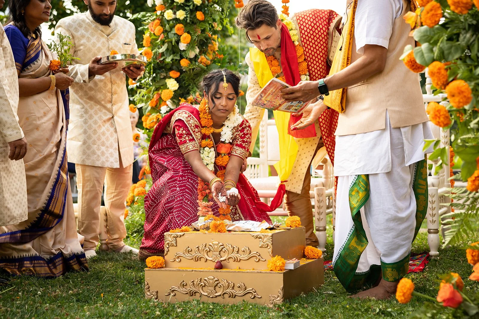 Phipps+Conservatory+Outdoor+Garden+South+Asian+Indian+Wedding+Adam+Michaels+Photography+Pittsburgh+Wedding+Photography-19.jpg