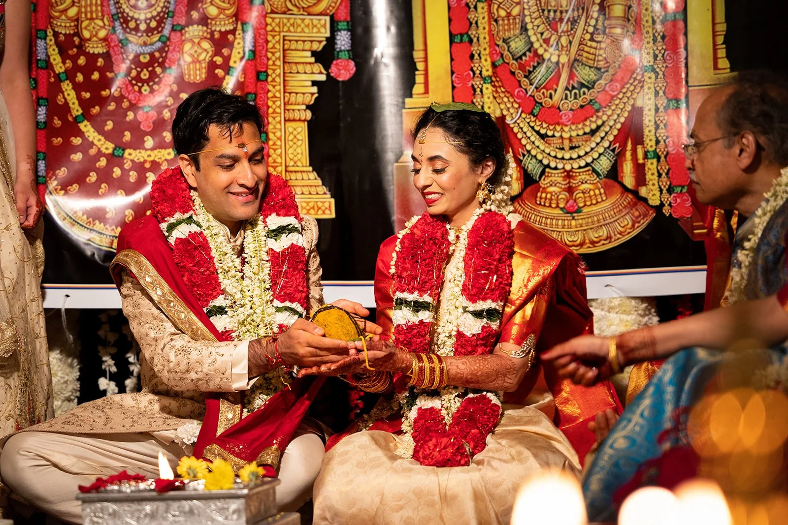 South+Asian+Indian+Wedding+Ceremony+Varmal+Saptapadi+Jaimala+Adam+Michaels+Photography+Pittsburgh+Wedding+Photography-31.jpg