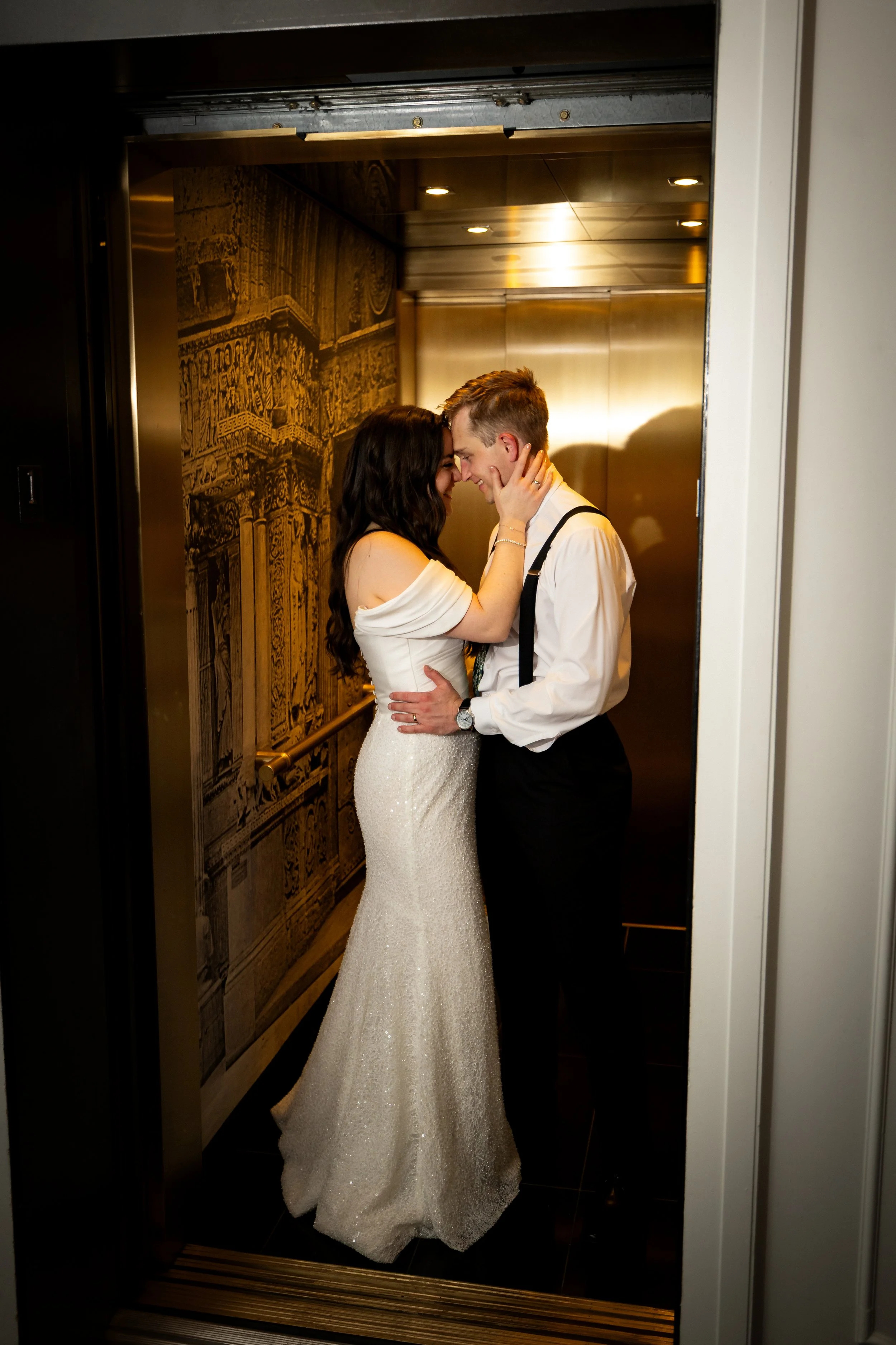 Kimpton+Hotel+Monaco+Pittsburgh+Adam+Michaels+Photography+Pittsburgh+Wedding+Photography-180.jpg