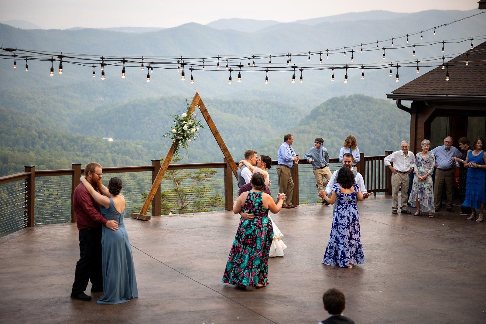 The+Magnolia+Venue+Pigeon+Forge+Tennessee+Wedding+Photography+Adam+Michaels+Photography+Pittsburgh+Wedding+Photography-88.jpg