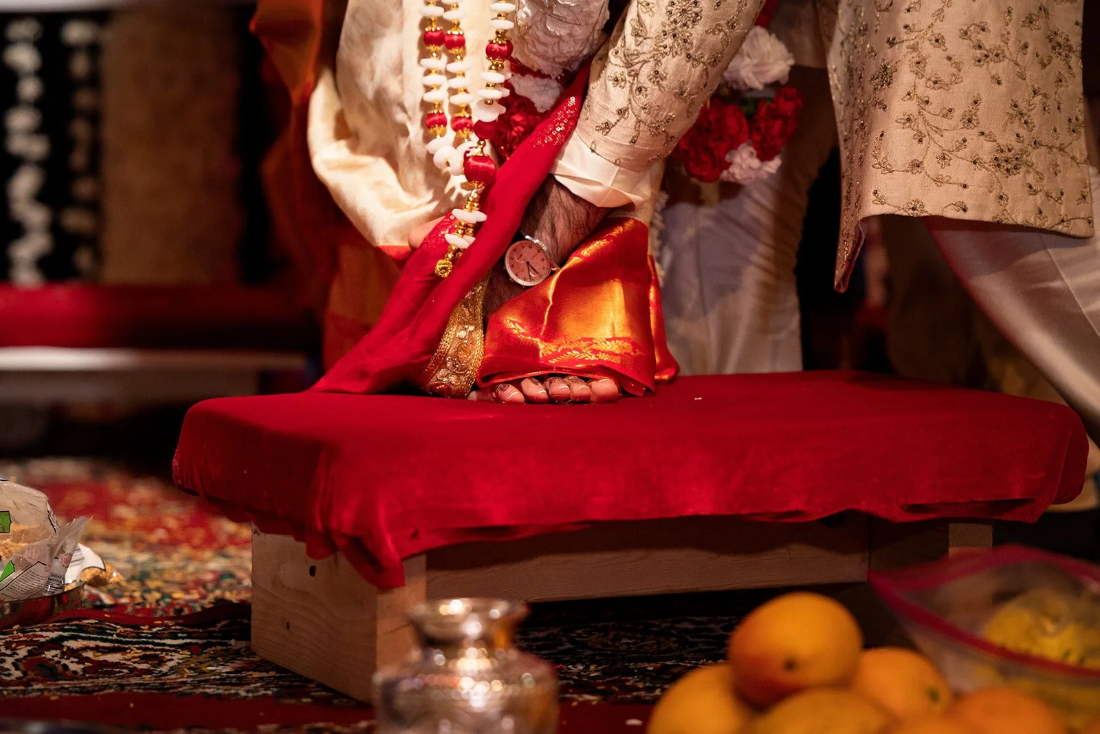 South+Asian+Indian+Wedding+Ceremony+Varmal+Saptapadi+Jaimala+Adam+Michaels+Photography+Pittsburgh+Wedding+Photography-45.jpg
