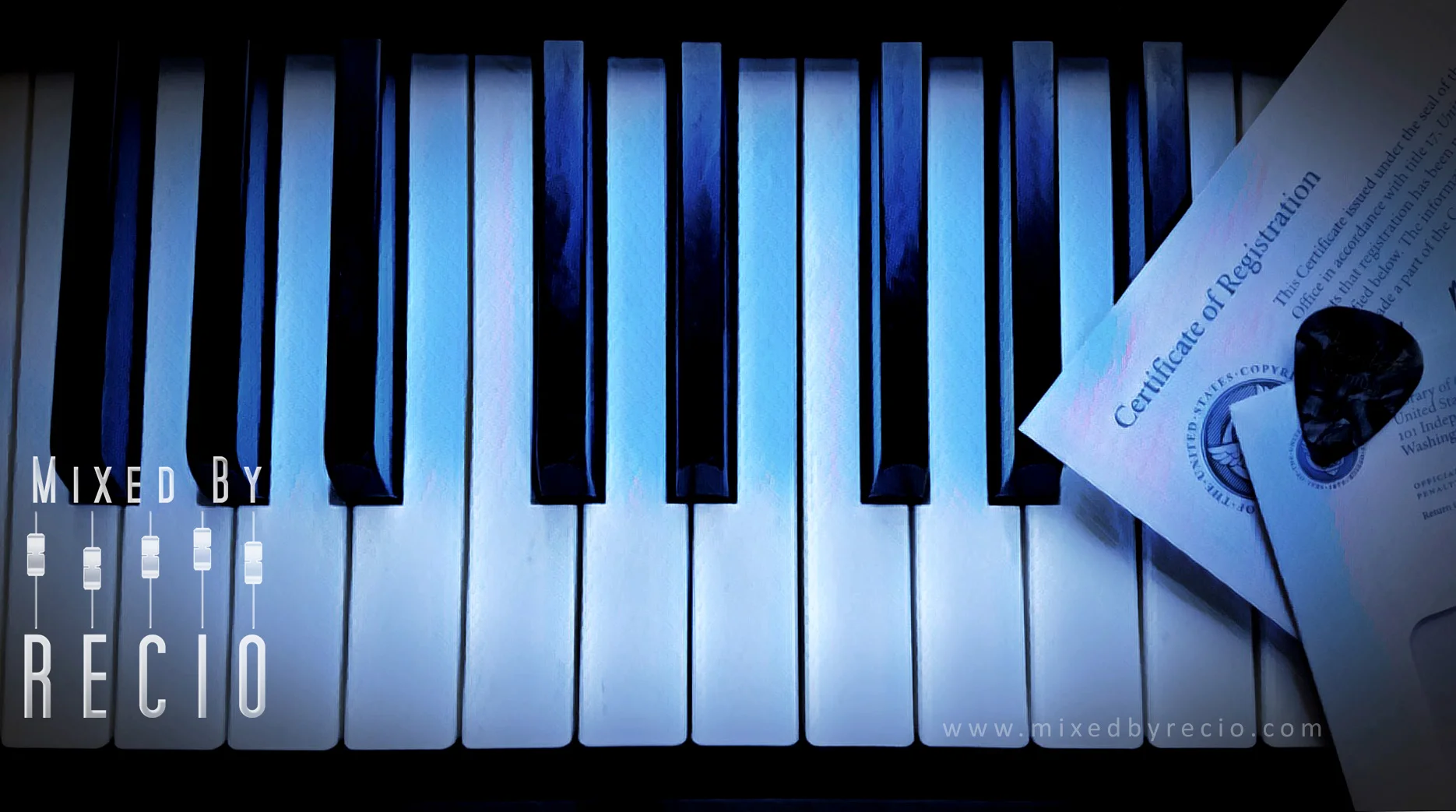 piano-20190805A-print.jpg