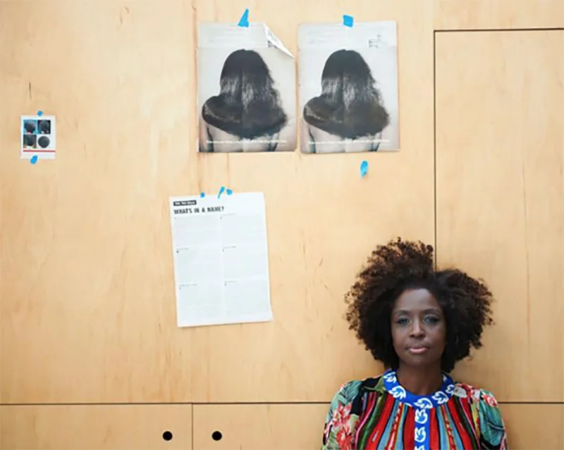 Lorna Simpson, Born in Brooklyn 1960