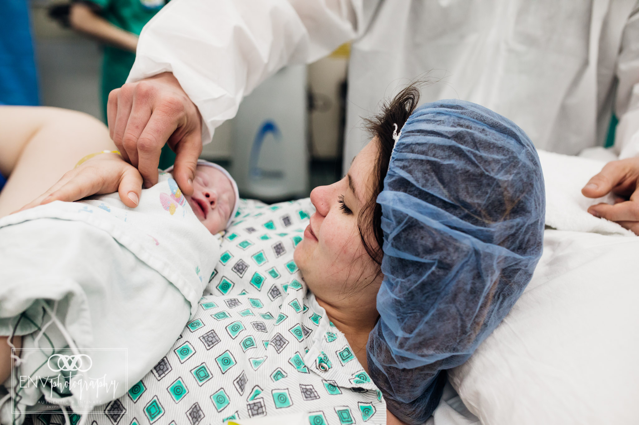 Columbus Ohio Birth Photography Riverside Hospital April 2018 (35).jpg