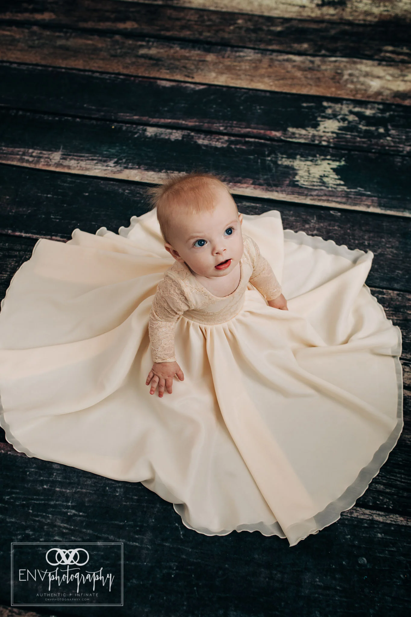 Mount Vernon Columbus Ohio Family Photographer First Birthday (8).jpg