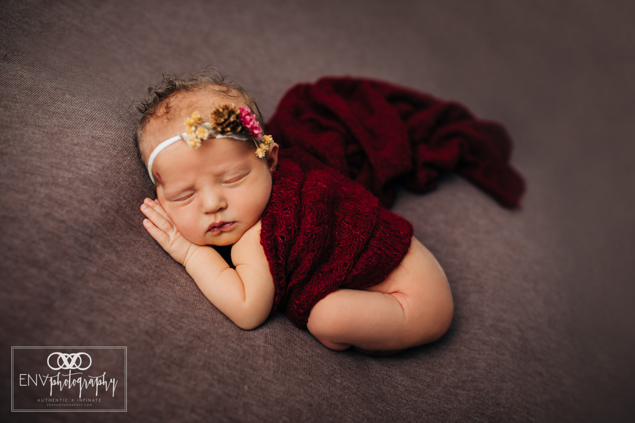 Mount Vernon Columbus Ohio newborn photographer photography in studio (7).jpg