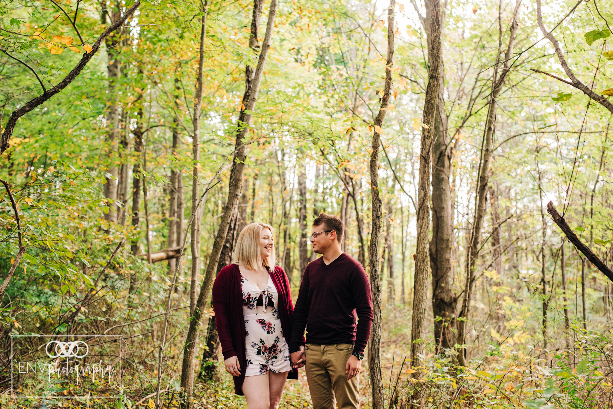 Mount Vernon Ohio Columbus Ohio engagement photography (3).jpg