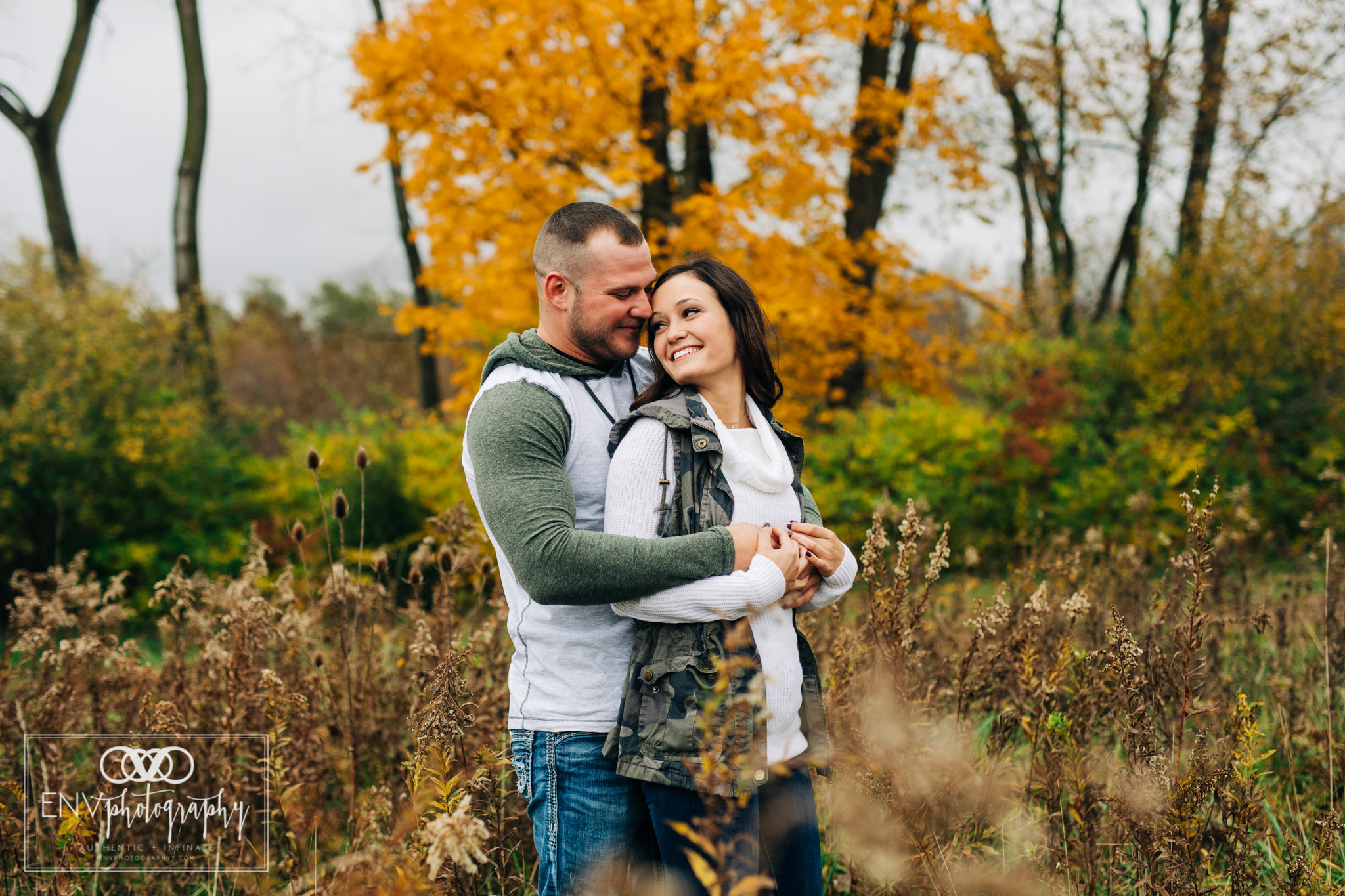 Mount Vernon Columbus Ohio Fall Couple Photography (6).jpg