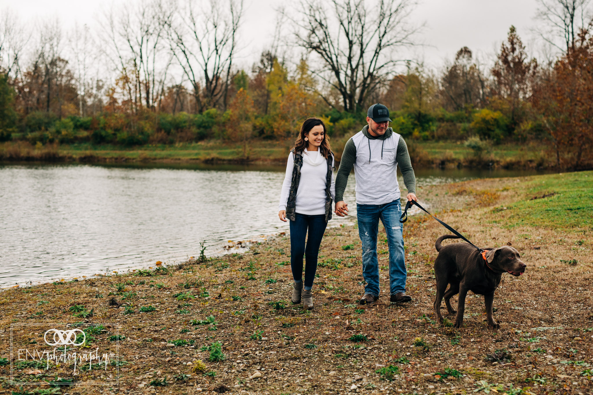 Mount Vernon Columbus Ohio Fall Couple Photography (10).jpg