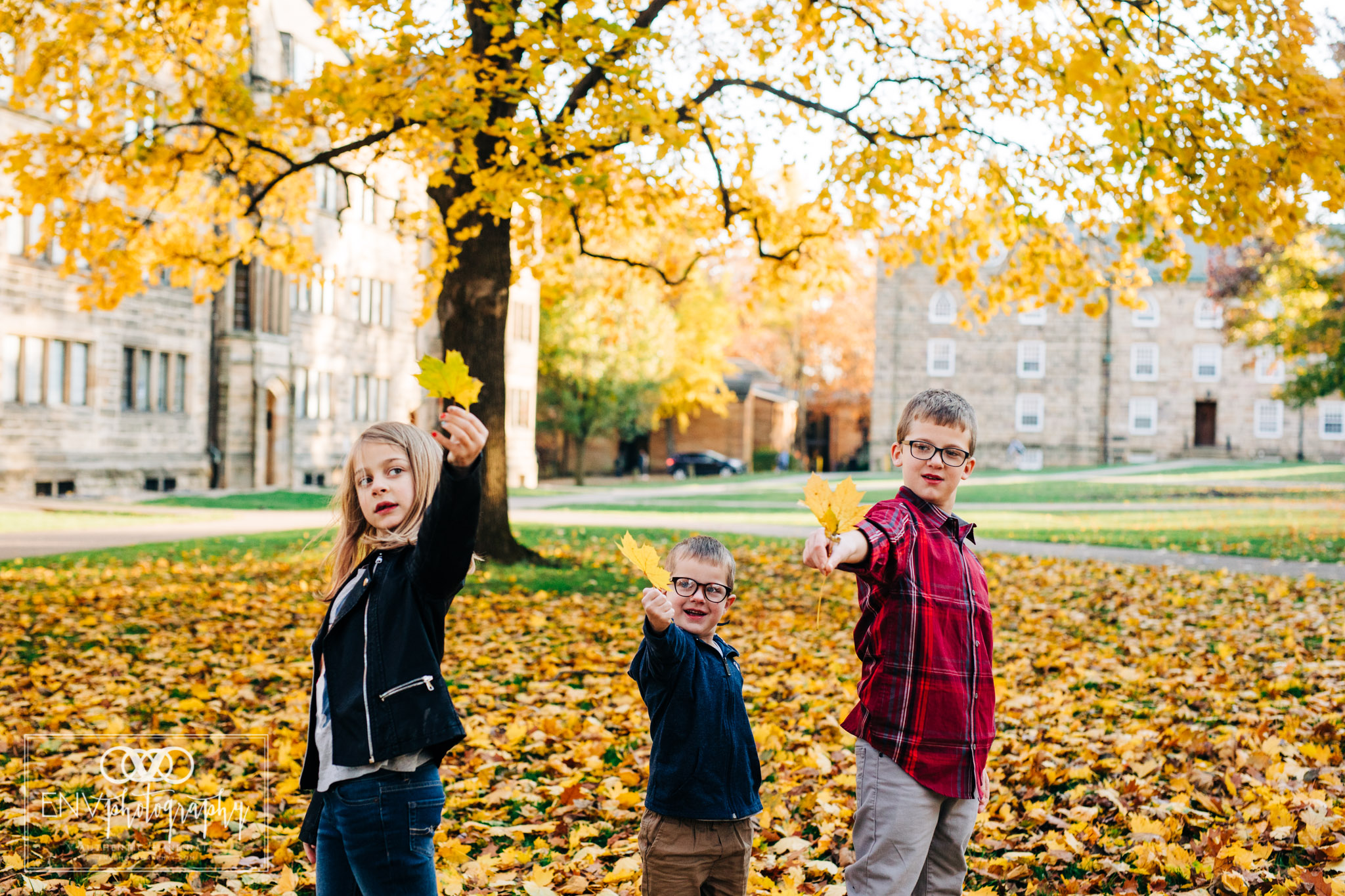 kenyon college columbus ohio fall family photography (9).jpg