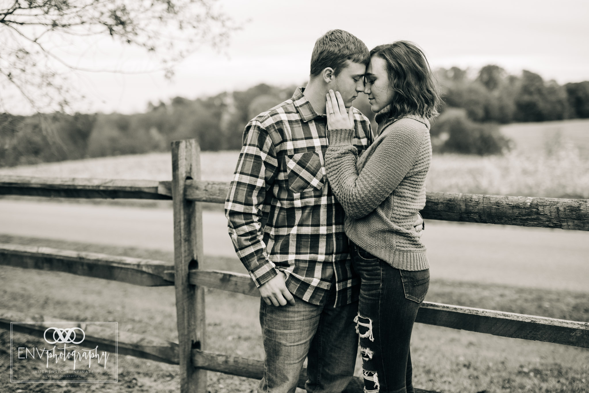 Mount Vernon Columbus Ohio Fall Family Photographer (10).jpg