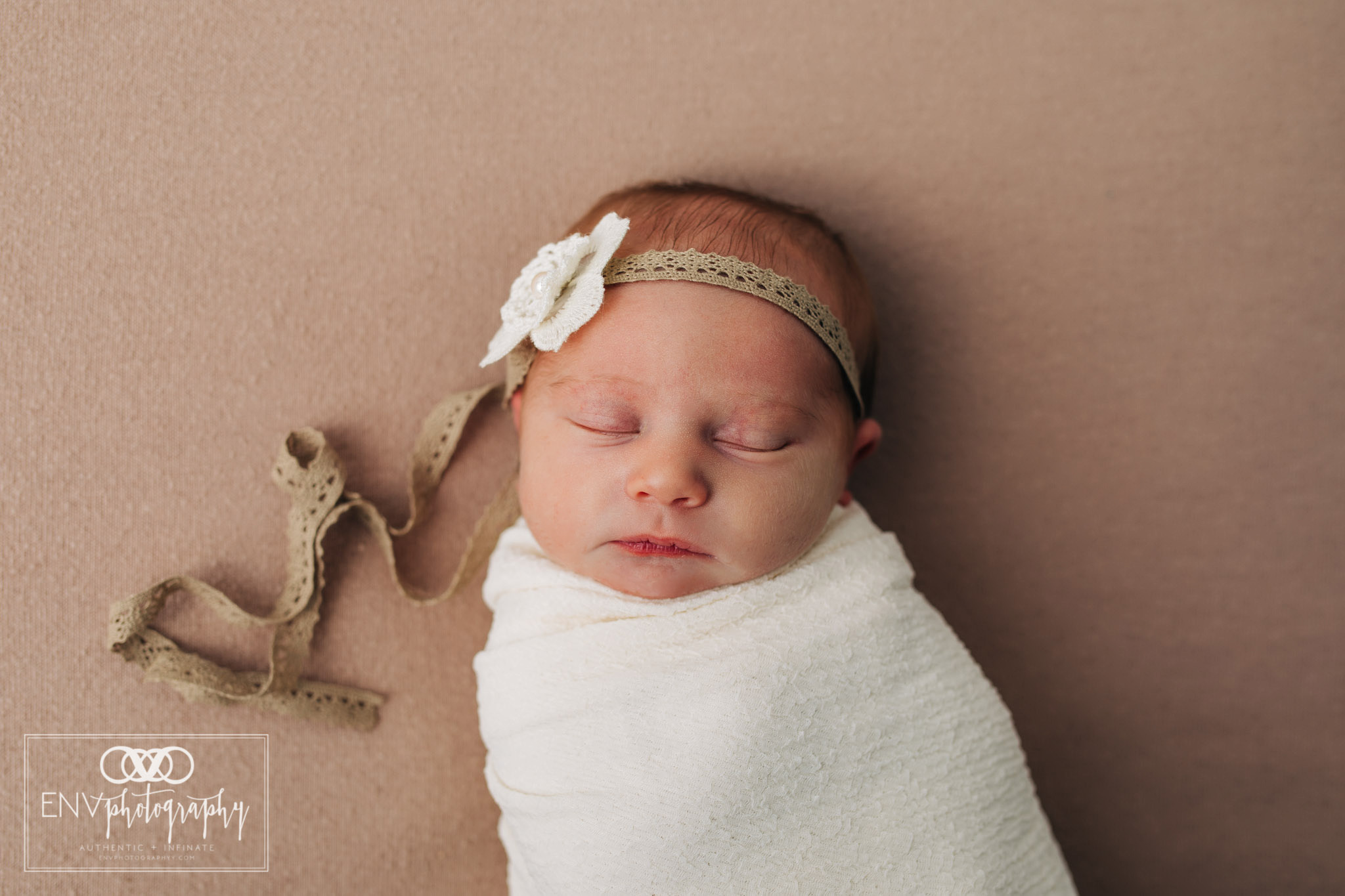 Mount Vernon Columbus Ohio Newborn Photographer (8).jpg