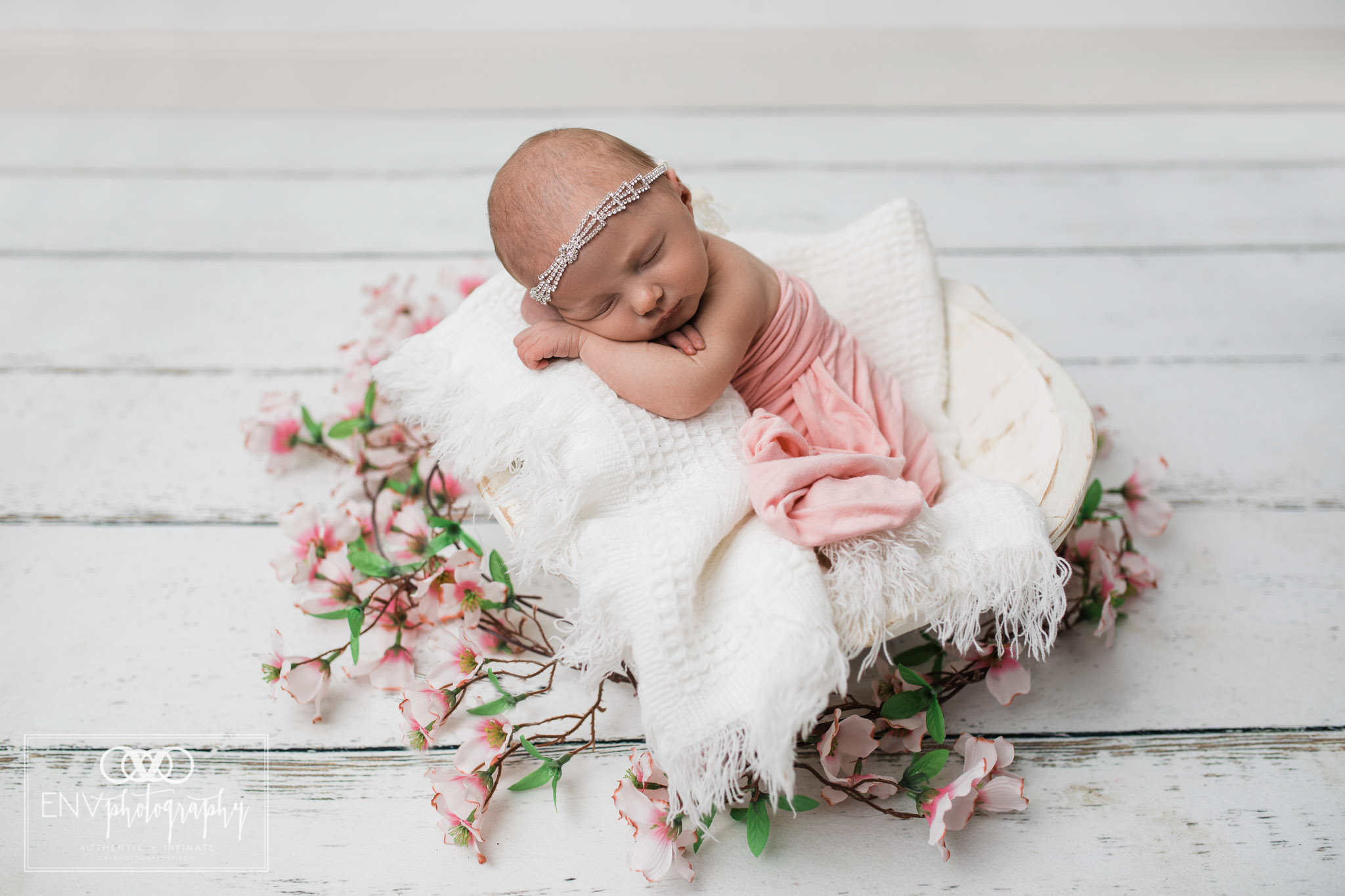 columbus ohio mount vernon ohio newborn family photographer annie (4).jpg