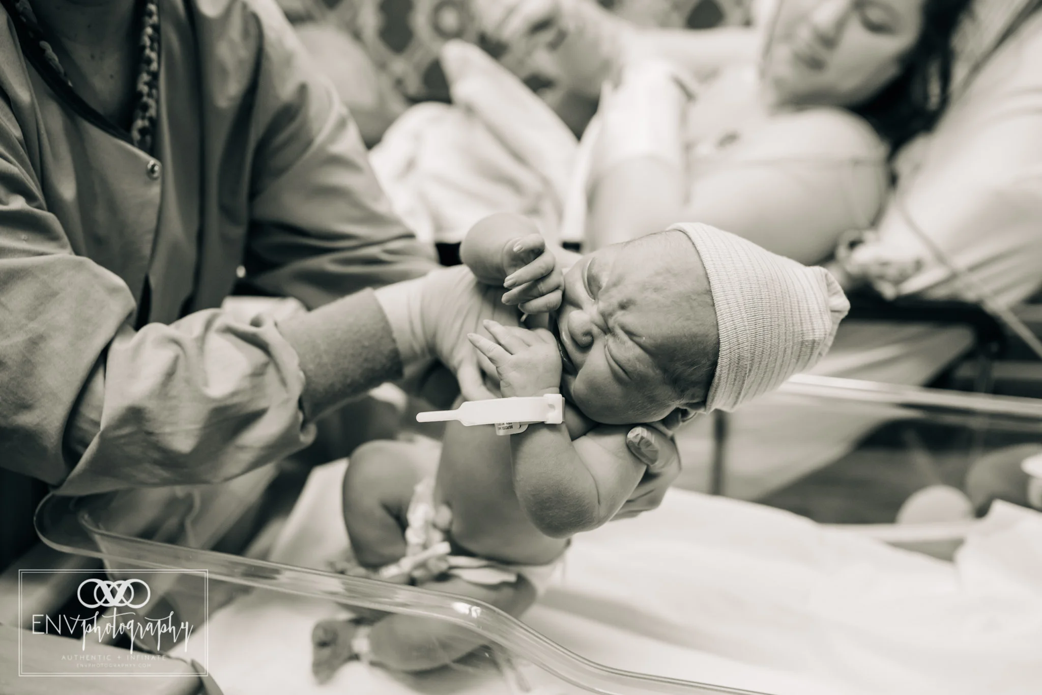 Columbus Ohio Birth Photography OSU Wexner Medical Center (29).jpg