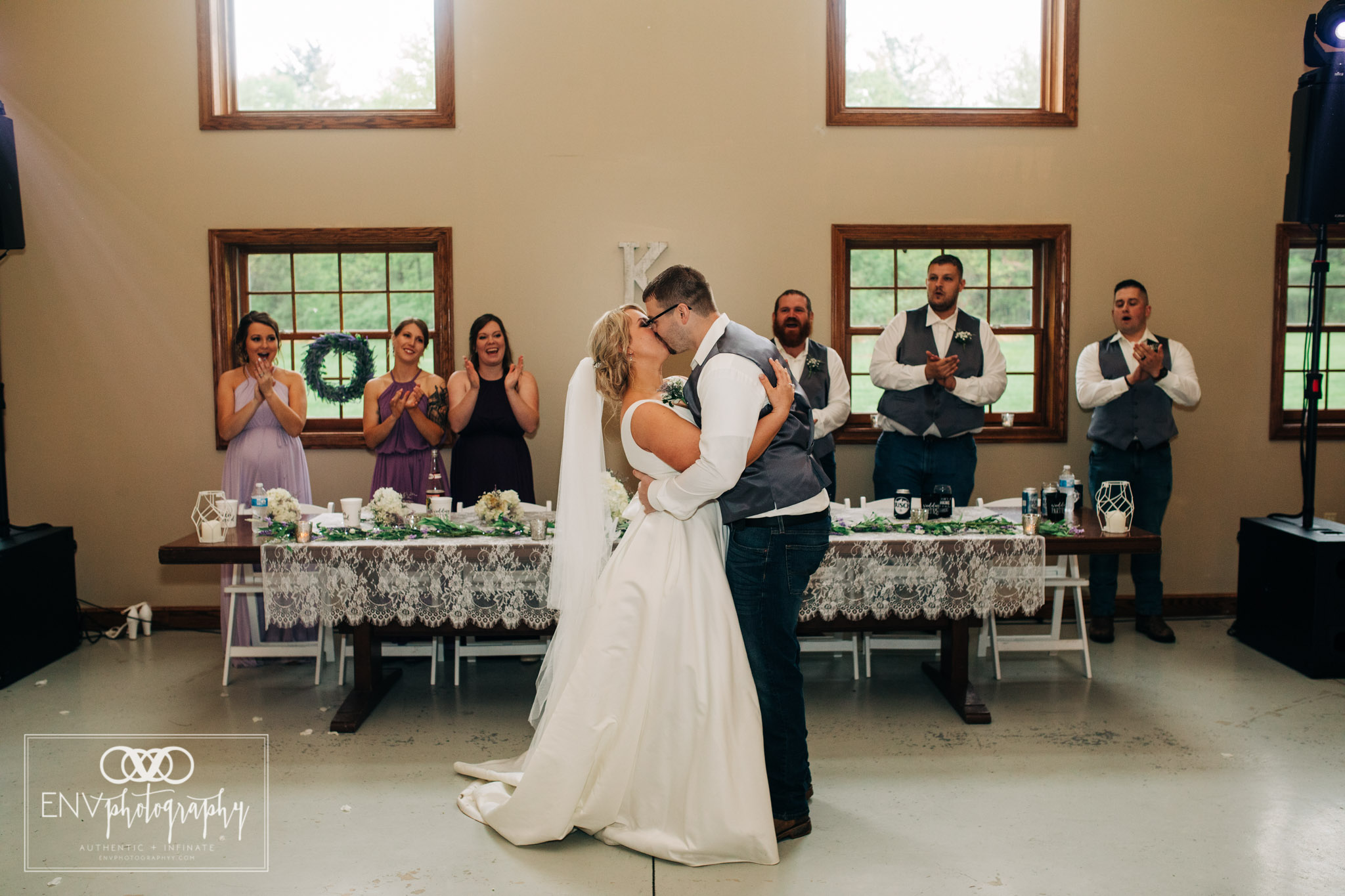 black run farms ohio wedding photographer (30).jpg