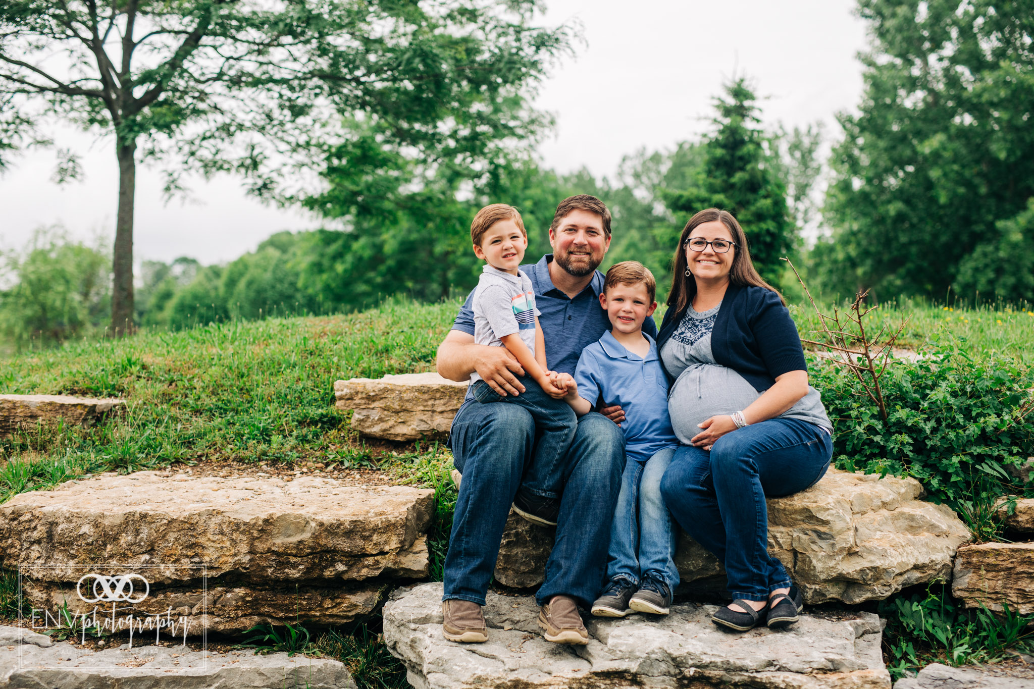 Mount Vernon Columbus Newark Ohio family maternity photographer (11).jpg