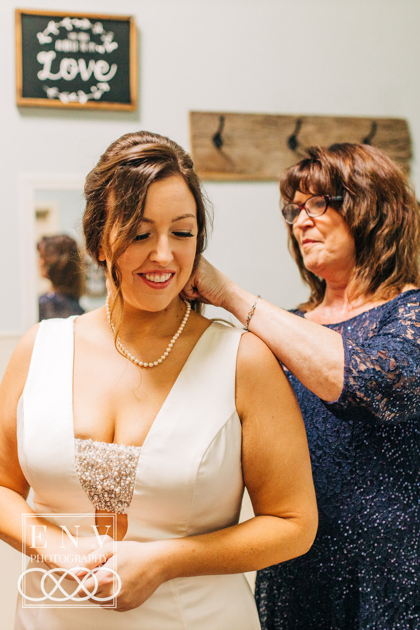 Amelita Mirolo Barn Upper Arlington Columbus Ohio Wedding Photography - ENV Photography (4).jpg