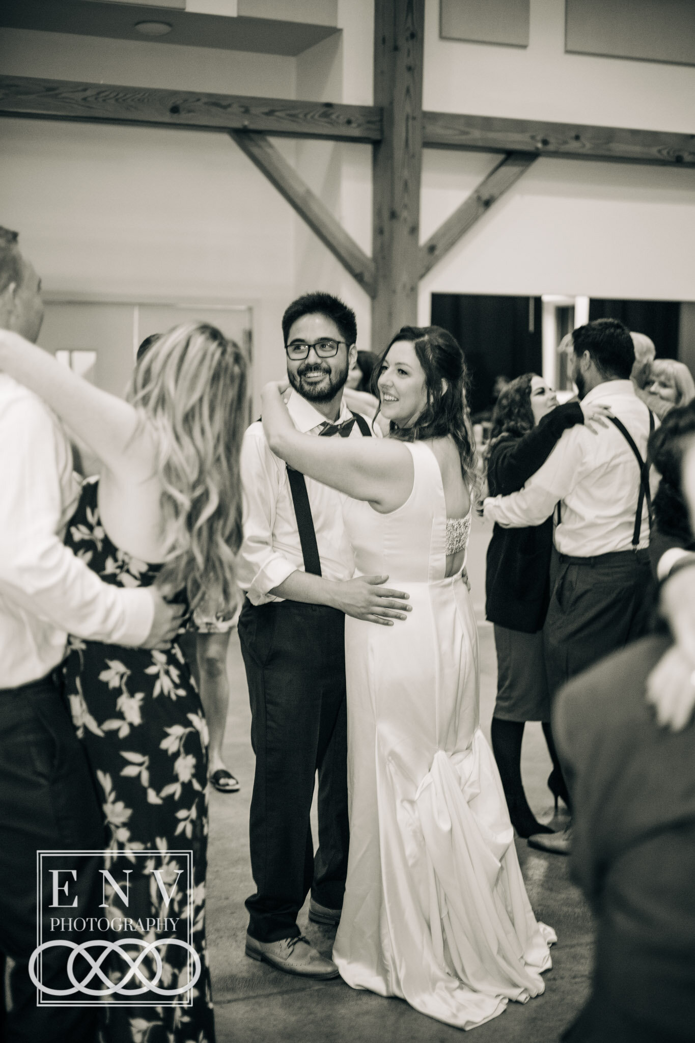 Amelita Mirolo Barn Upper Arlington Columbus Ohio Wedding Photography - ENV Photography (52).jpg