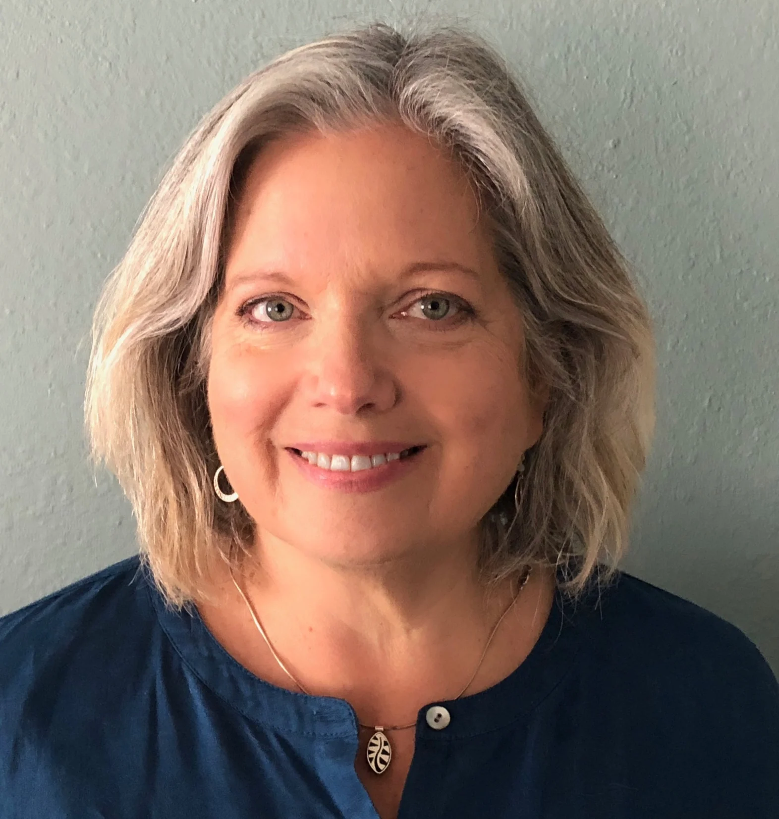 Cynthiawilcoxportrait2.jpg