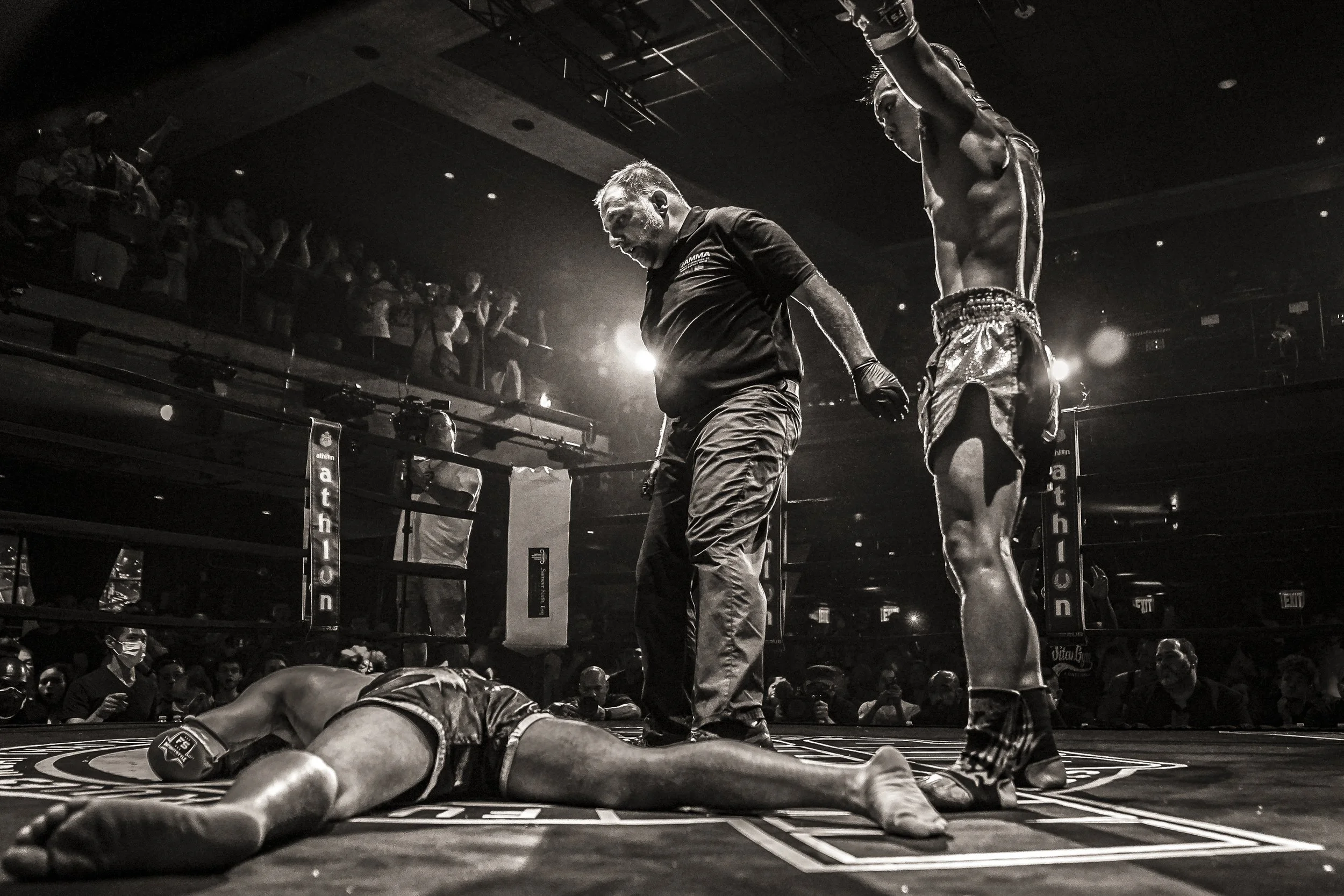 website smaller 00-5.JPG